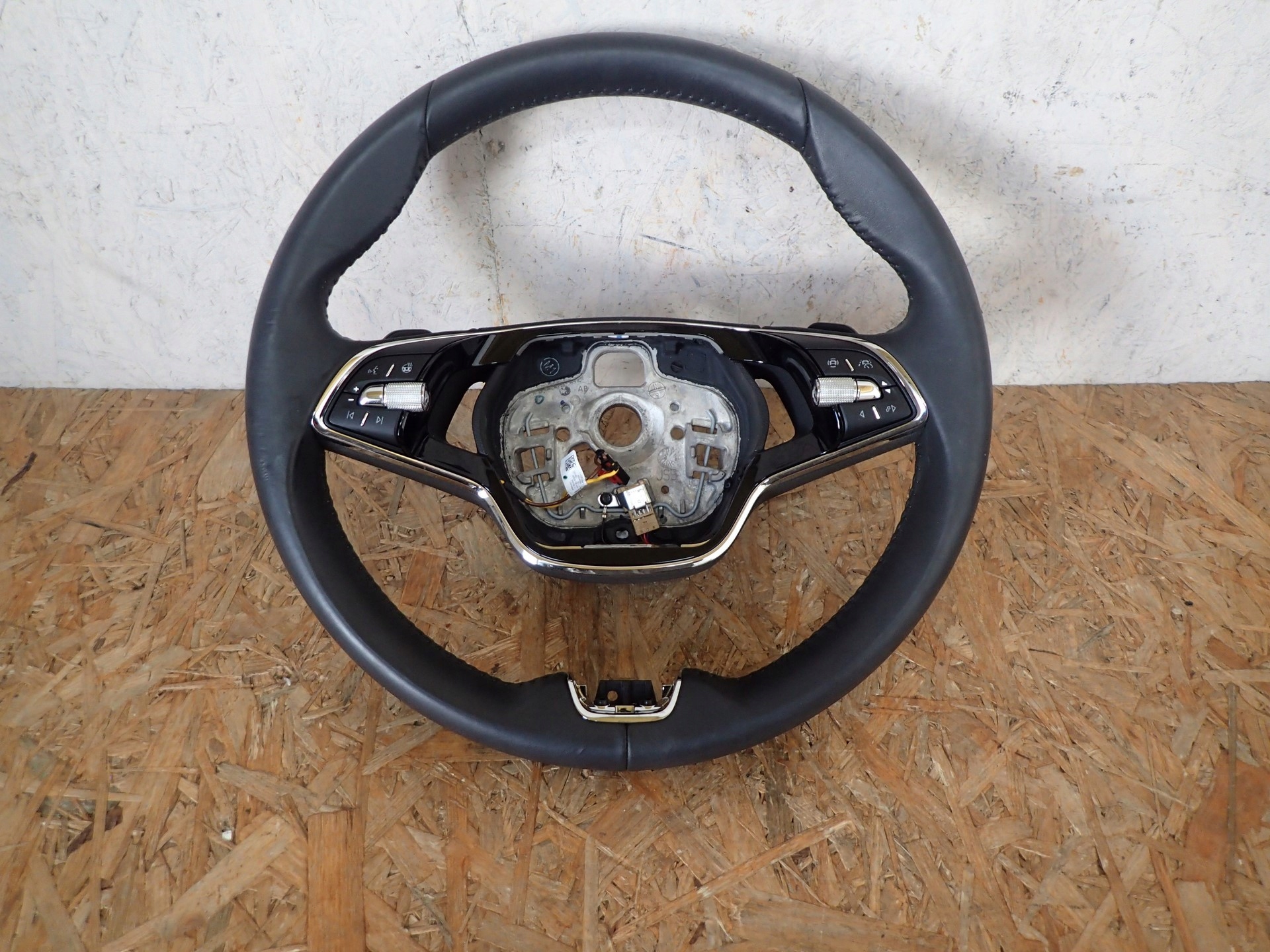 KIEROWNICA SKÓRA SKODA OCTAVIA 4 IV NX3 NX5