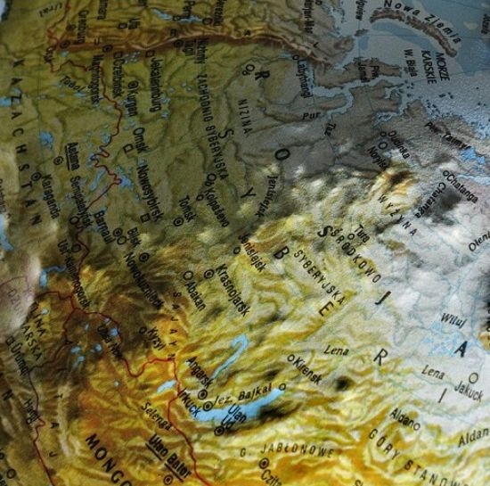 GLOBUS 3D TATTILE PLASTYCZNY PODŚWIETLANY FIZ/POL Kolor Inny