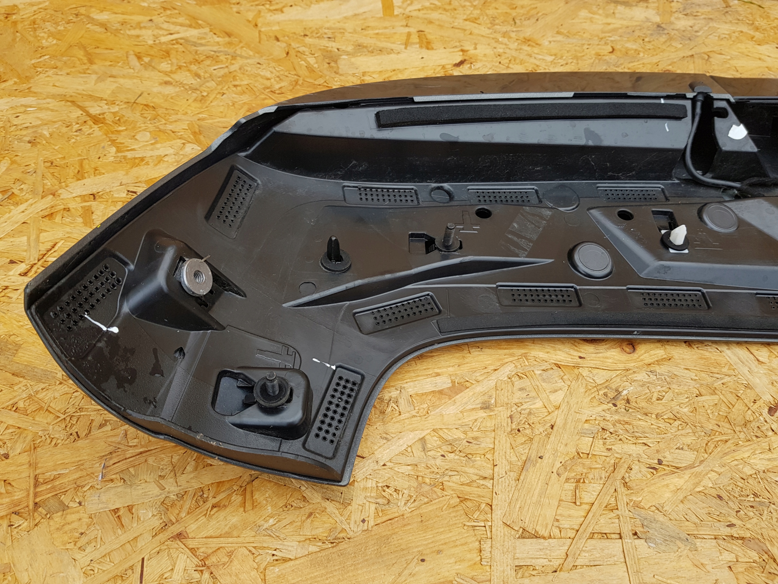 спойлер крышки багажника opel ASTRA K 422308280 1.6л Дизель 81kW 2016