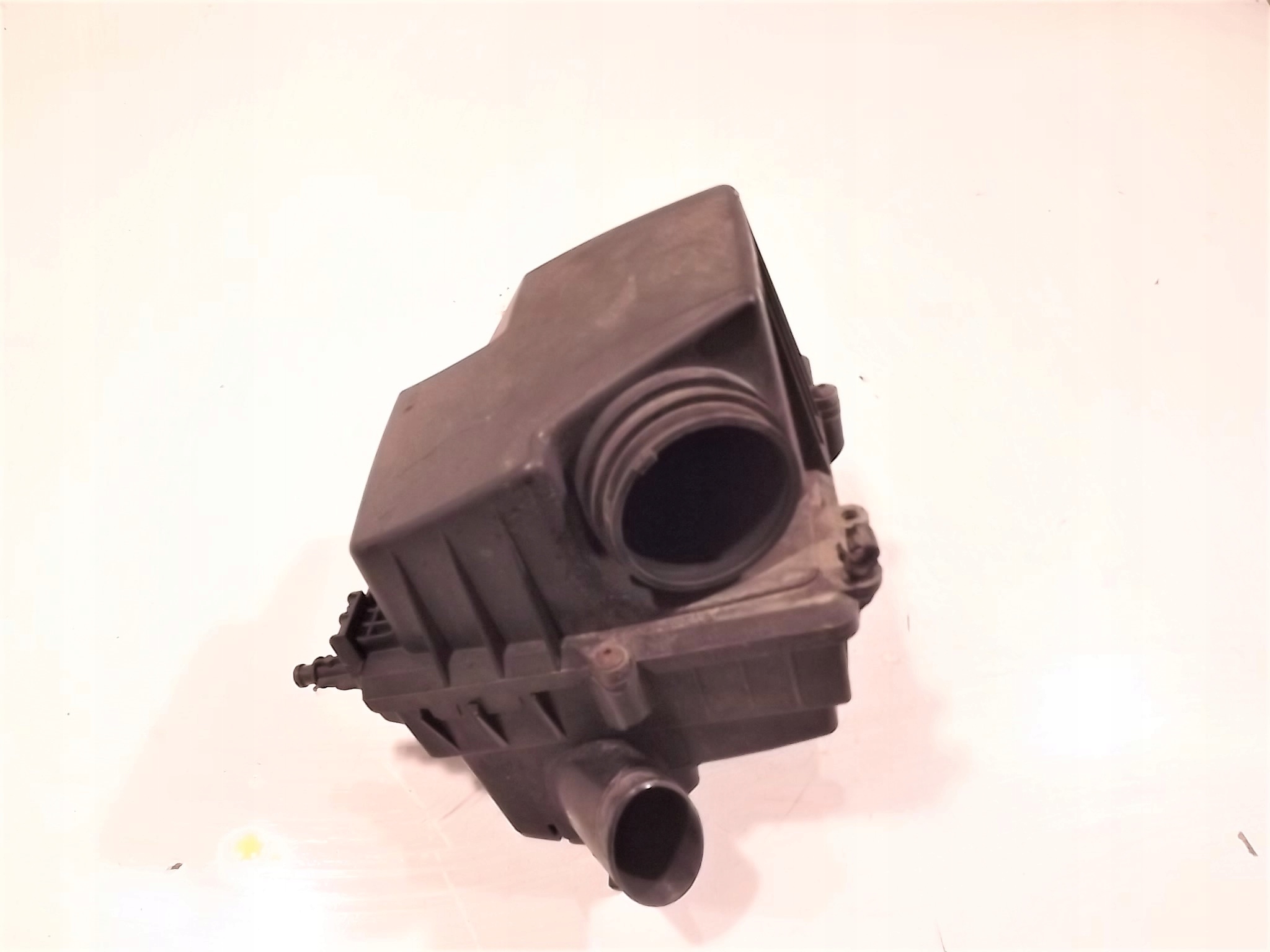 OBUDOWA FILTRA POWIETRZA OPEL CORSA D 1.3 CDTI