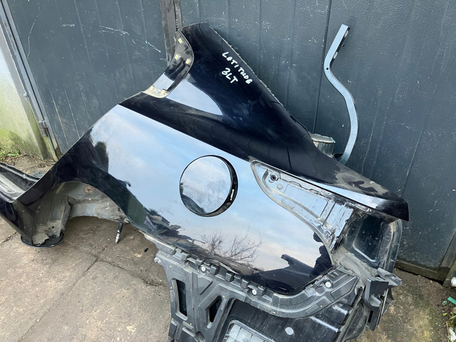 quarter fender threshold left rear part RENAULT LATITUDE