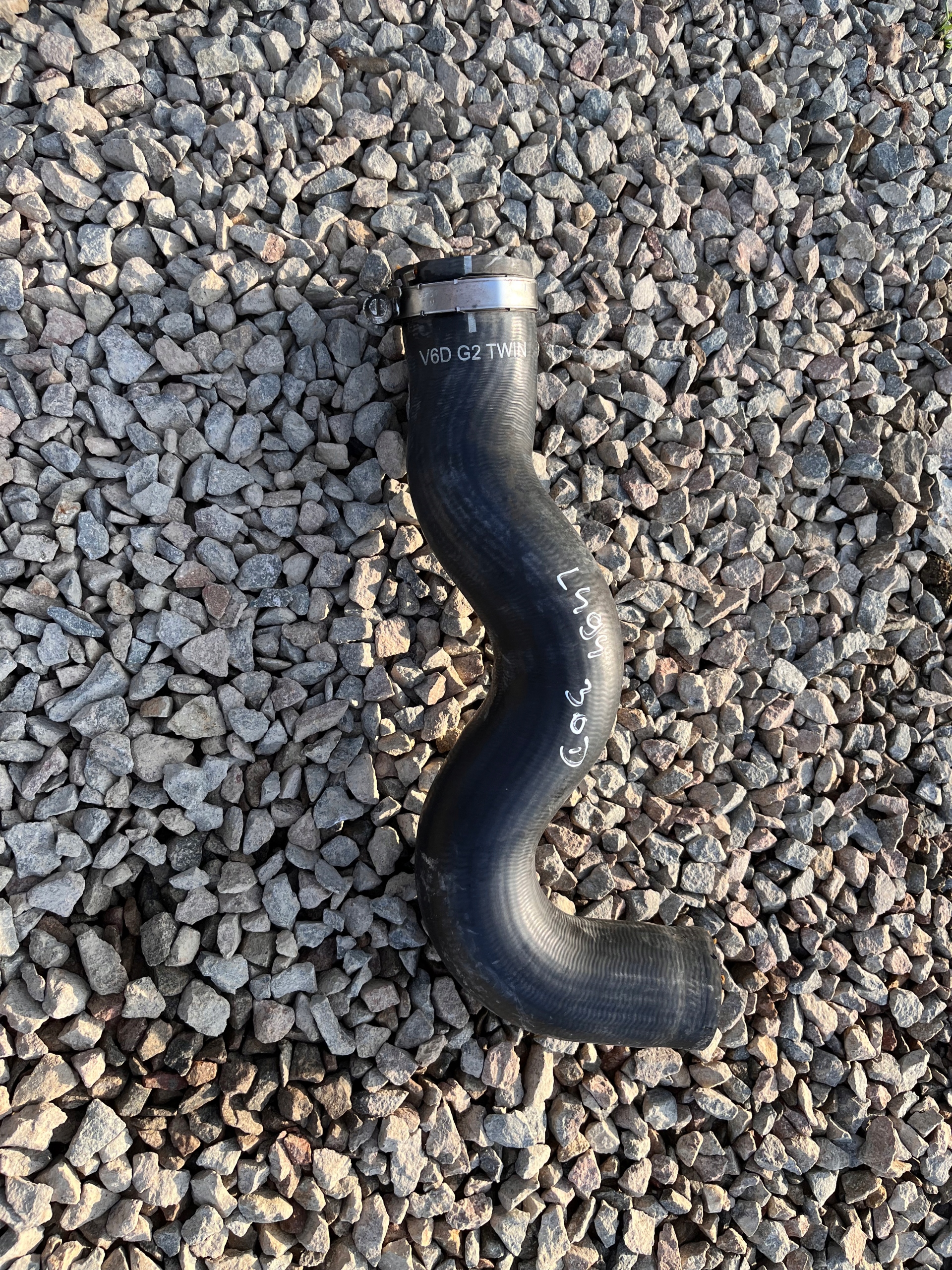 FK62-9G738-CA - RANGE Rover SPORT L494 труба повітропровід