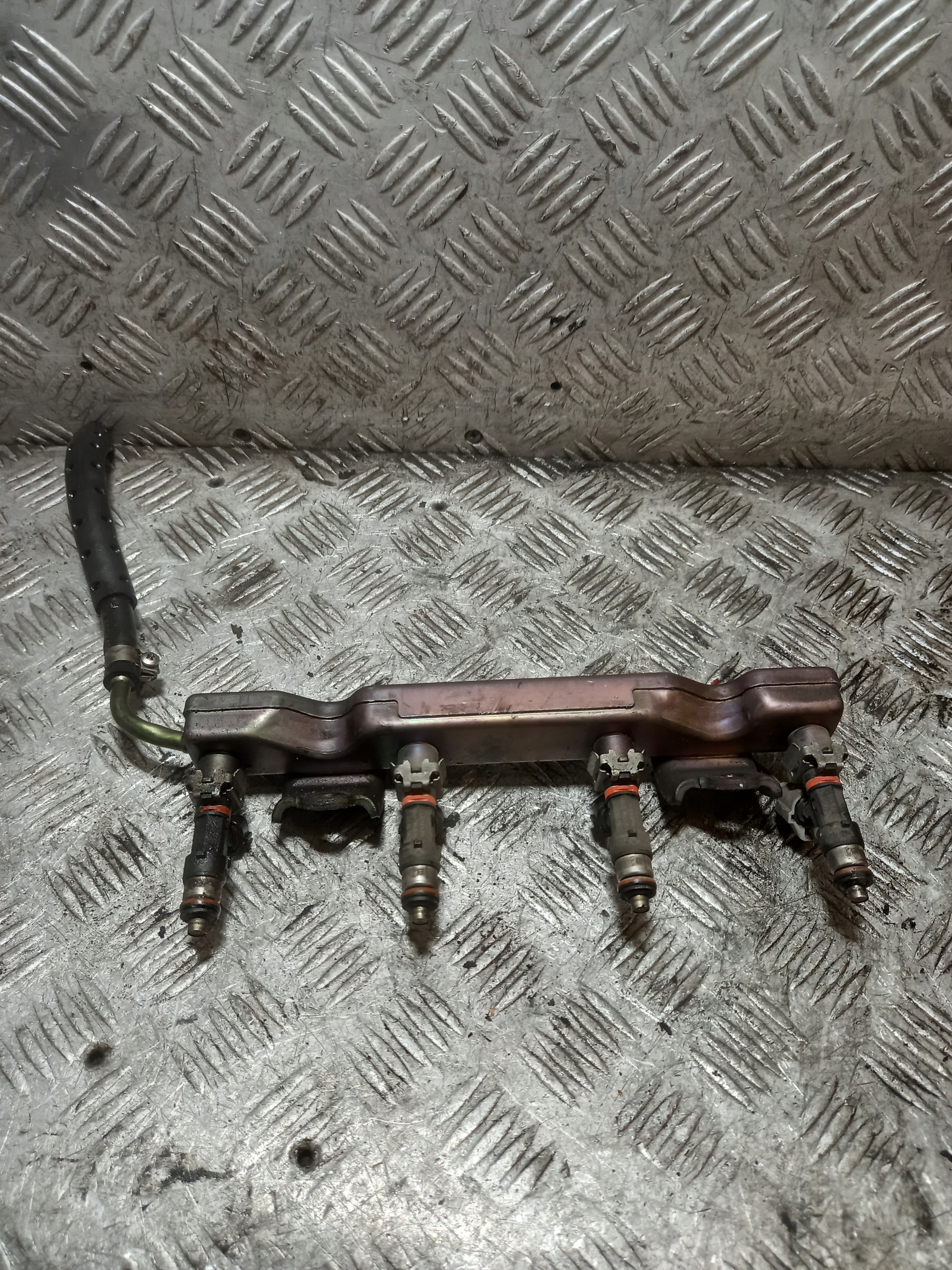 Rampe injection NISSAN MICRA K12 0280158013
