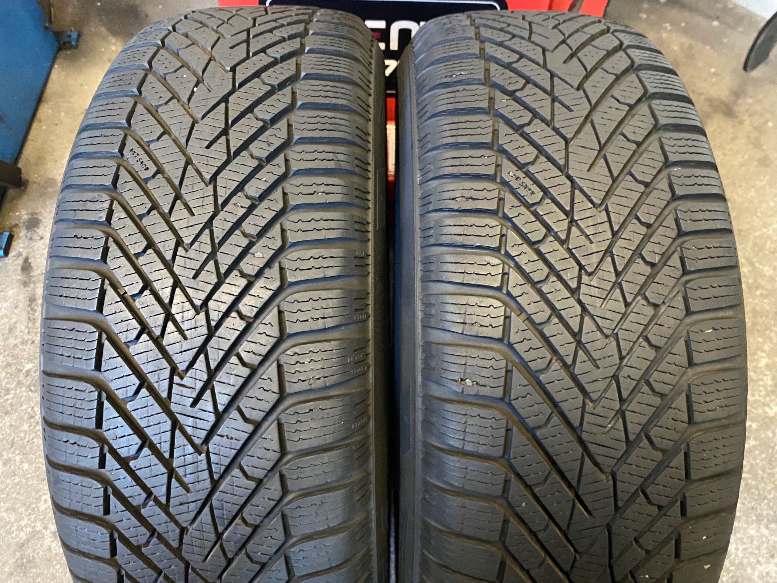 2 tyres winter 195/60R16 Pirelli Cinturato Winter 7mm