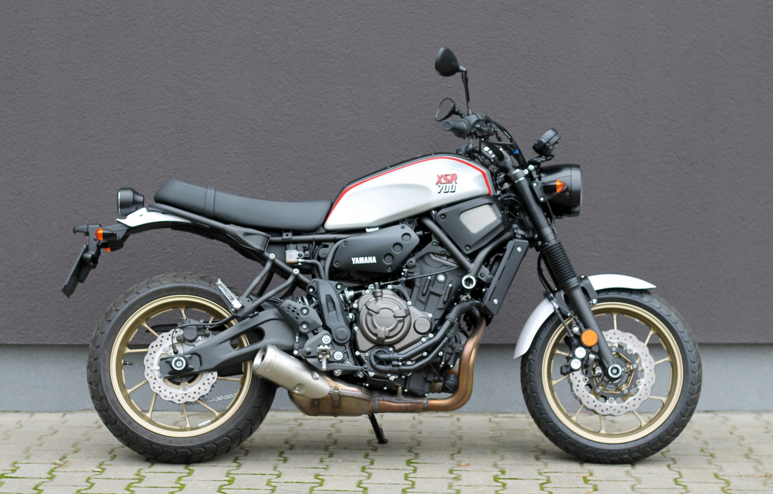 Crash pady CSP zawieszenia do Yamaha XSR 700 2016-2024 CSP Producent CSP