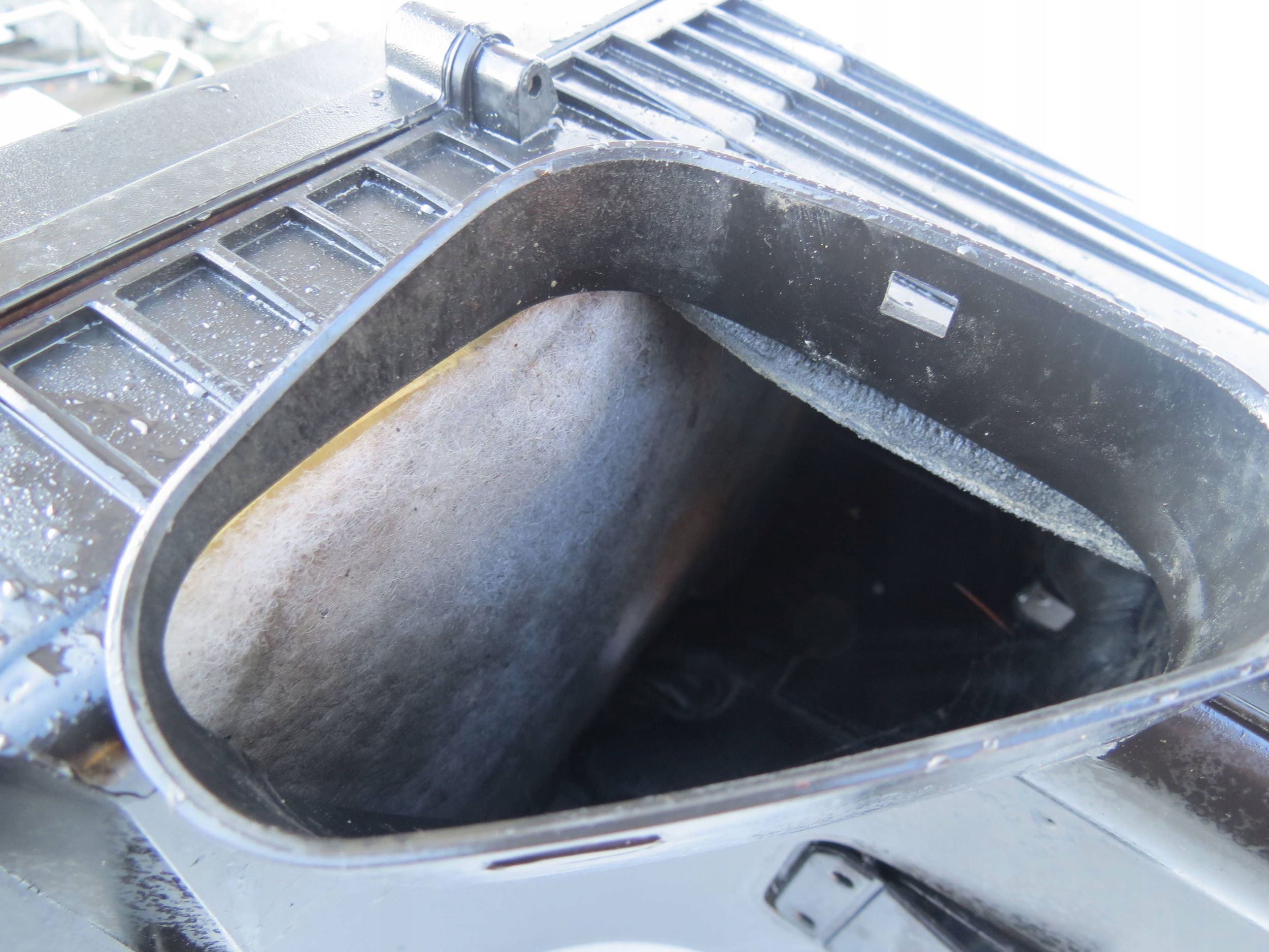Gehäuse filter luft VOLVO V60 30743207