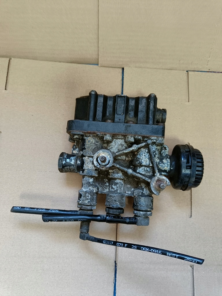 Клапан ECAS Wabco DAF, IVECO, RVI 4728800300