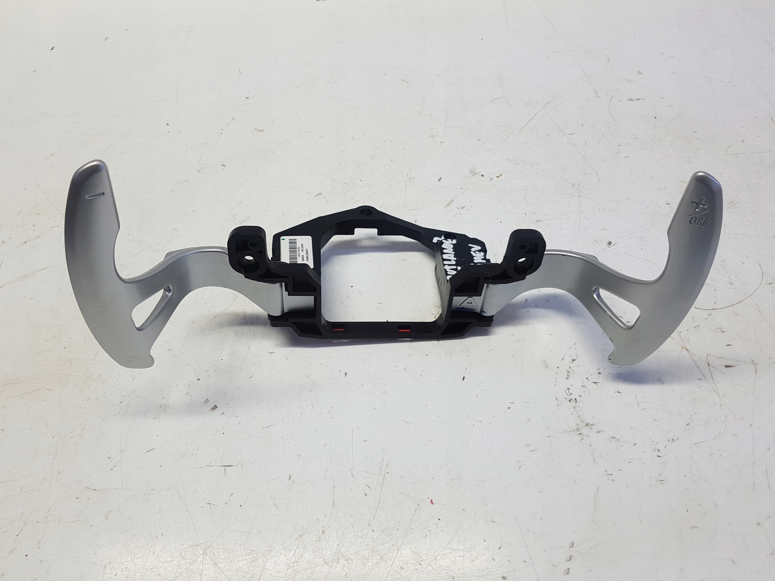 OUTLANDER III LIFT ВЕСЛА ПЕРЕМИКАННЯ ПЕРЕДАЧ 2401A008