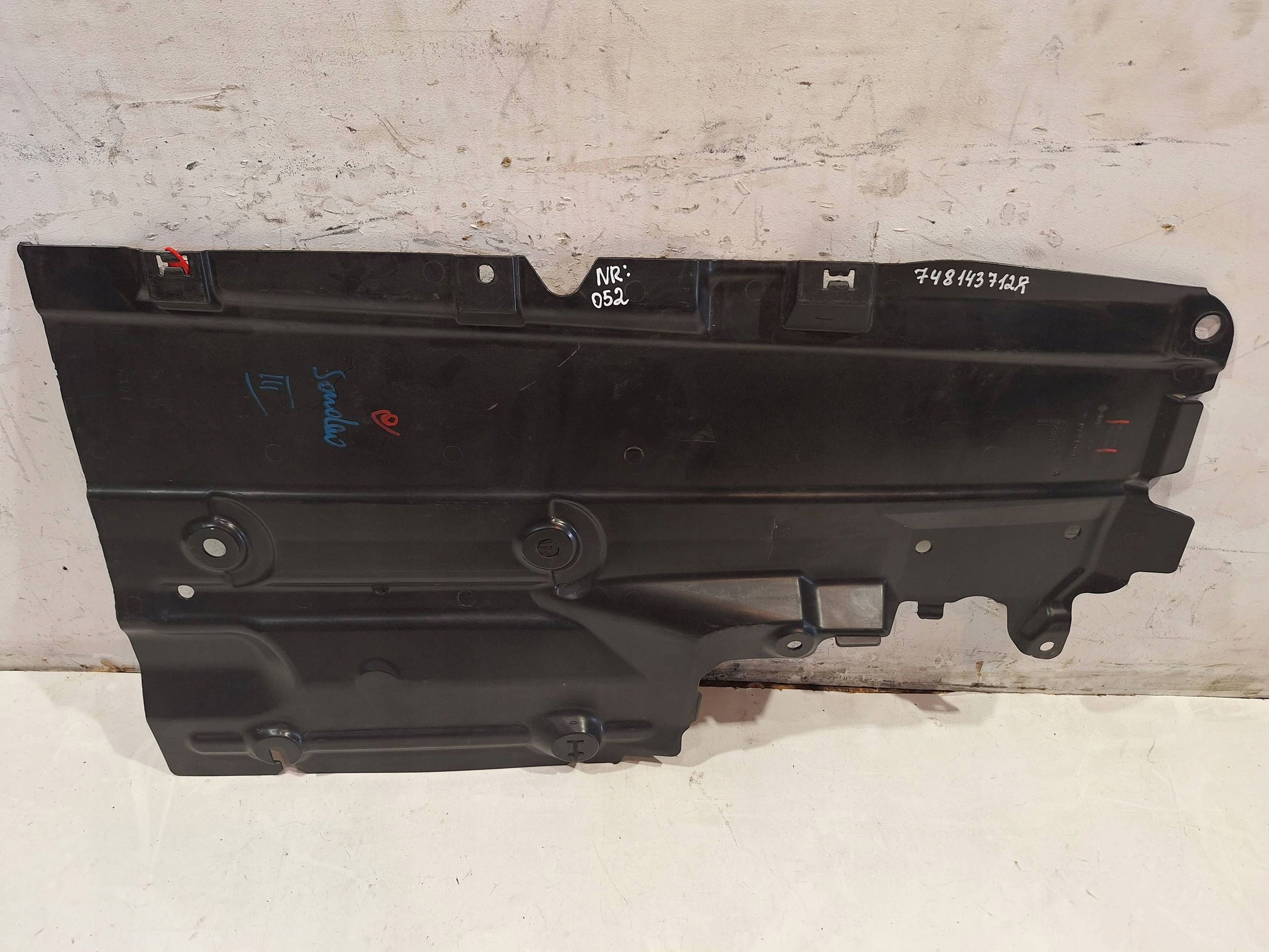 cover chassis right 748143712R DACIA JOGGER 2021