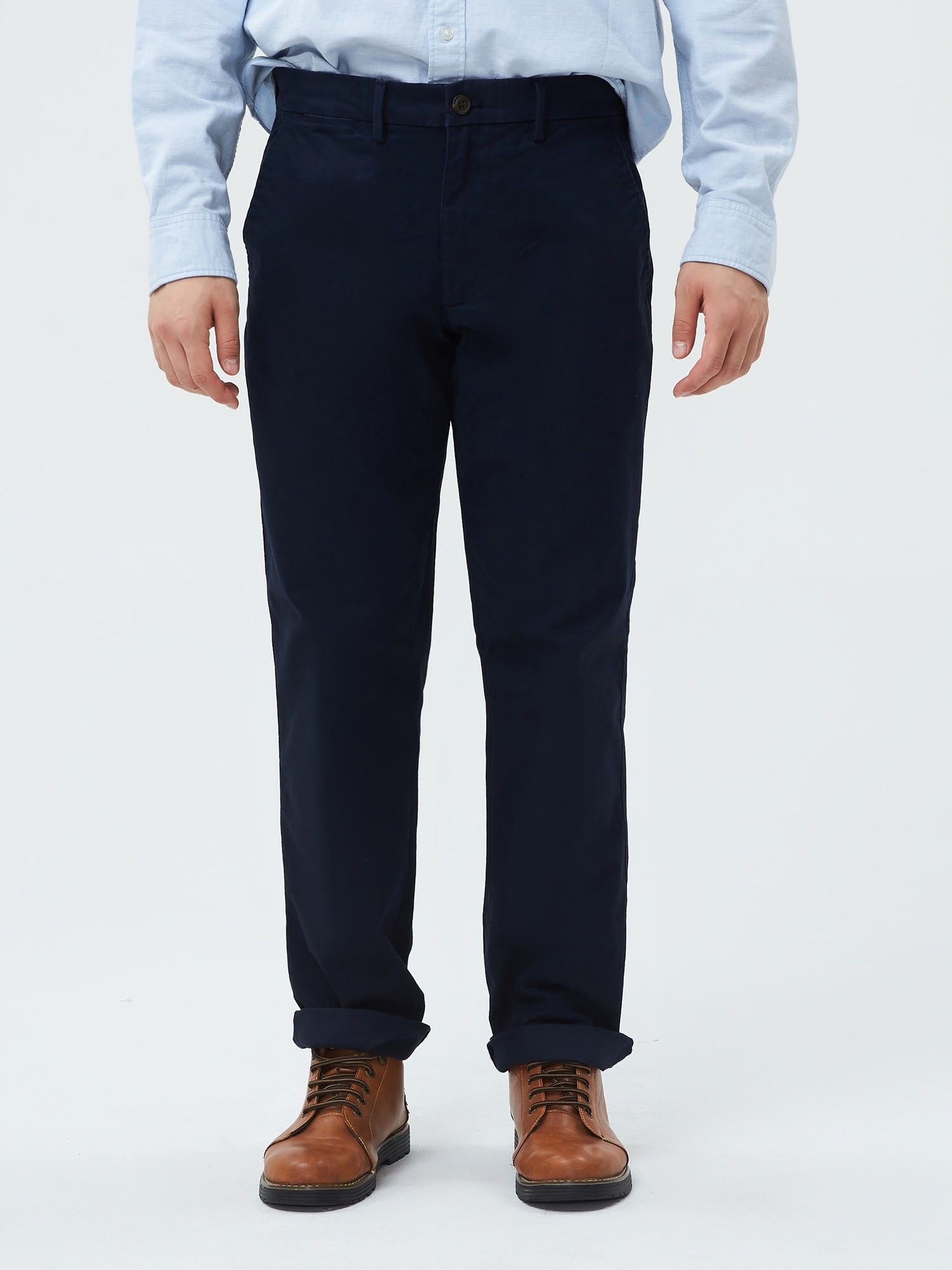 Gap Kalhoty essential khakis in straight fit with Flex