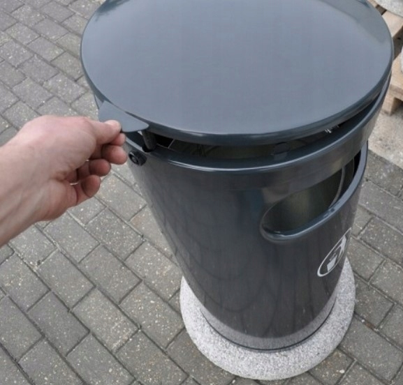 KOSZ na śmieci ULICZNY z podstawą betonową 50L Pojemność pojedynczego kosza 50 l