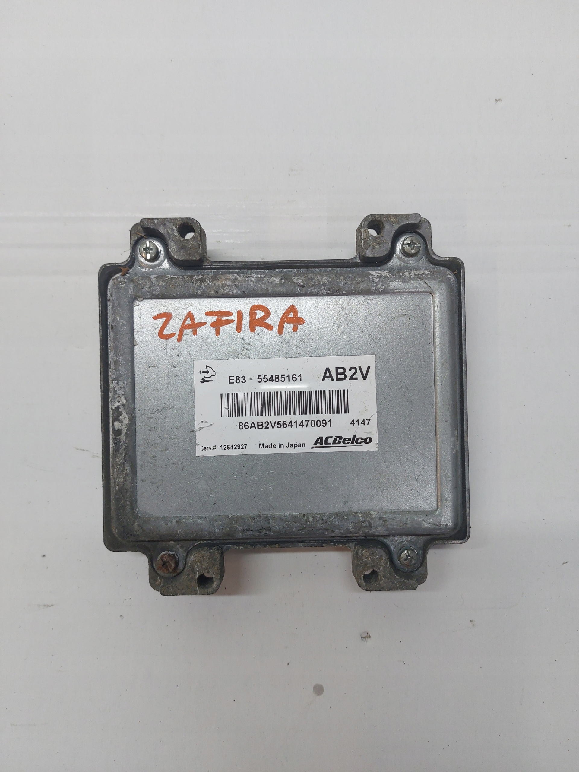computer control unit of the engine OPEL ZAFIRA 55485161 AB2V