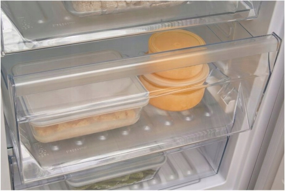 ZAMRAŻARKA SZUFLADOWA WHIRLPOOL UW8F2YWBIF2 Pojemność całkowita 263 l