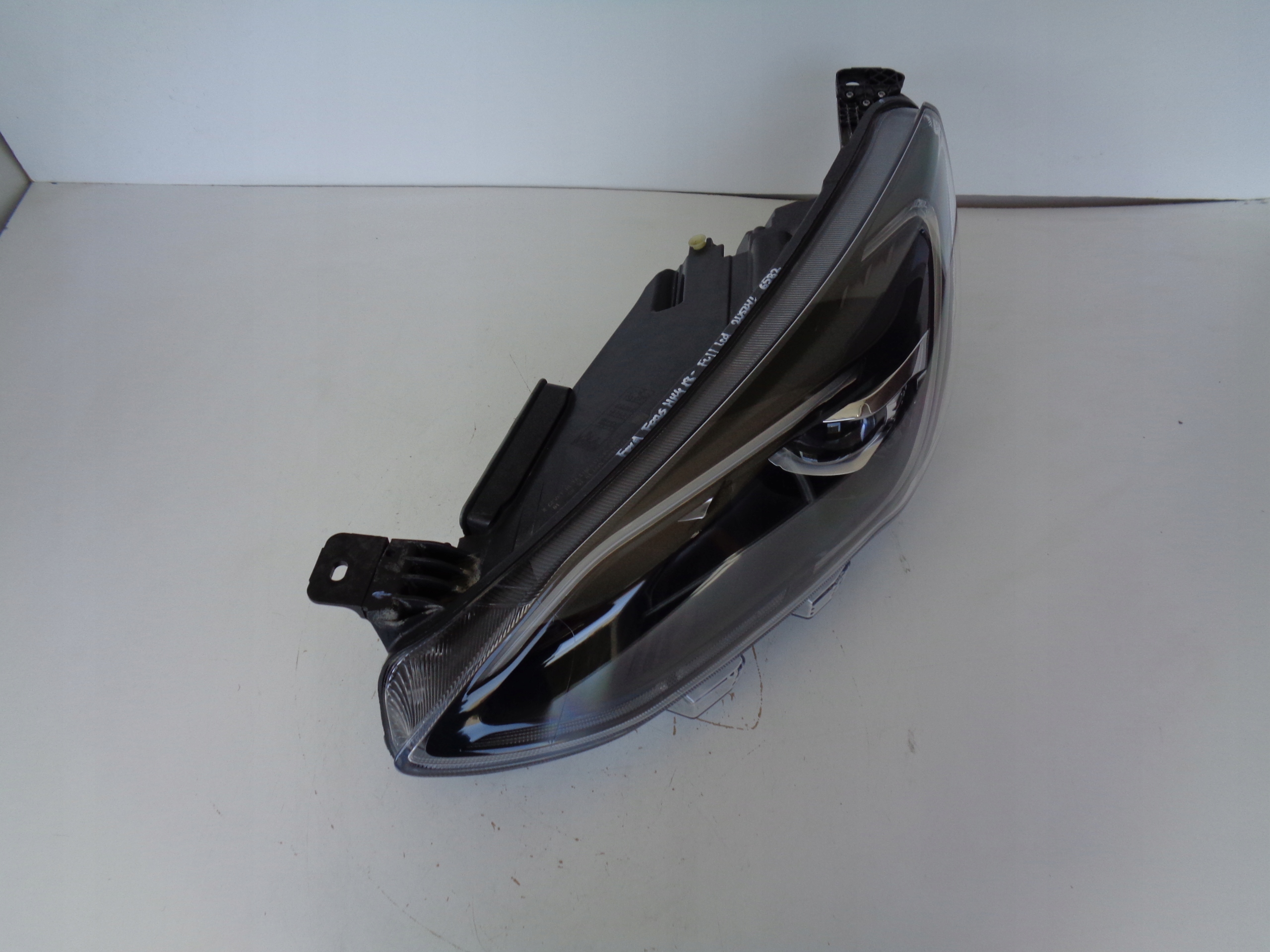 light left REFLEKTOR FORD FOCUS MK4 18- FULL LED