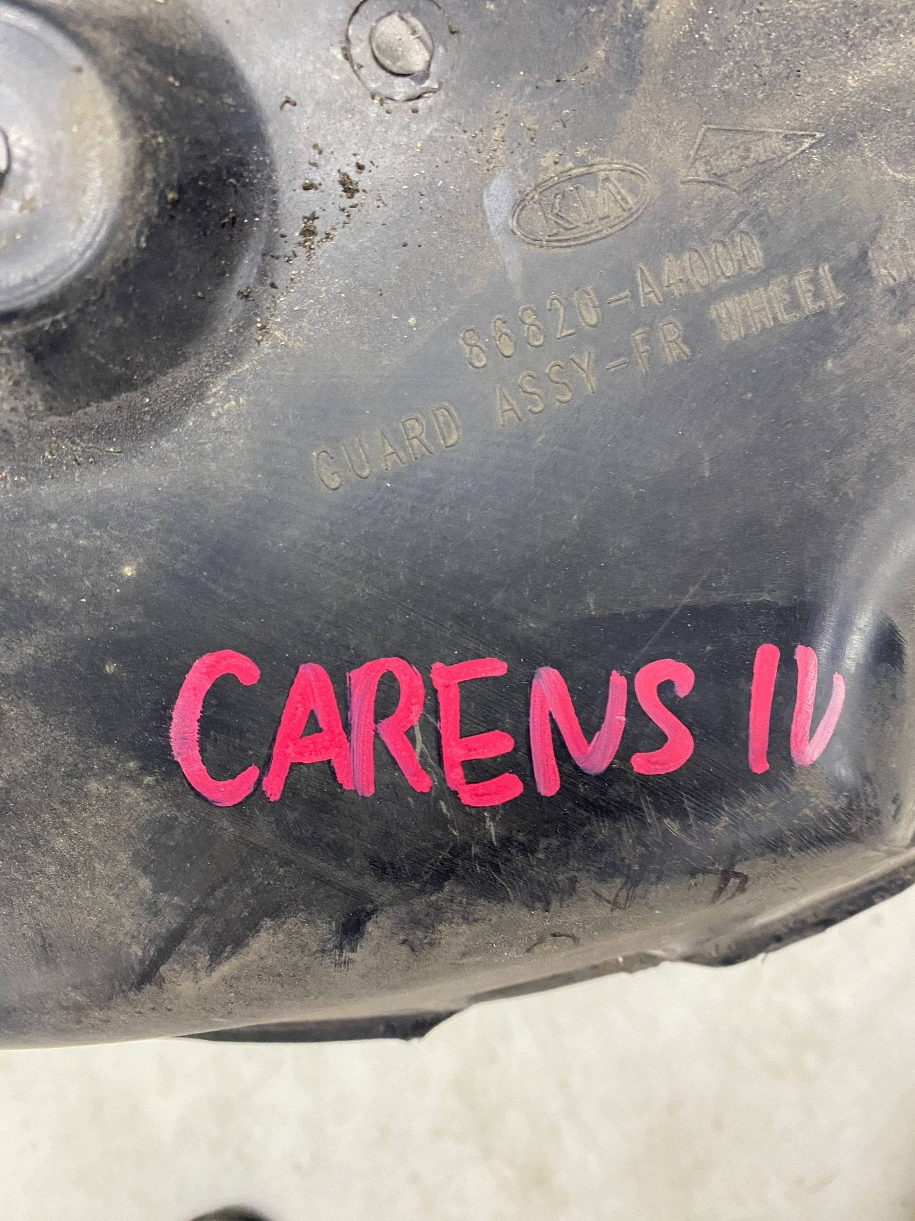 mudguard right front right front KIA CARENS IV 86820-A4000 (2013-2016)