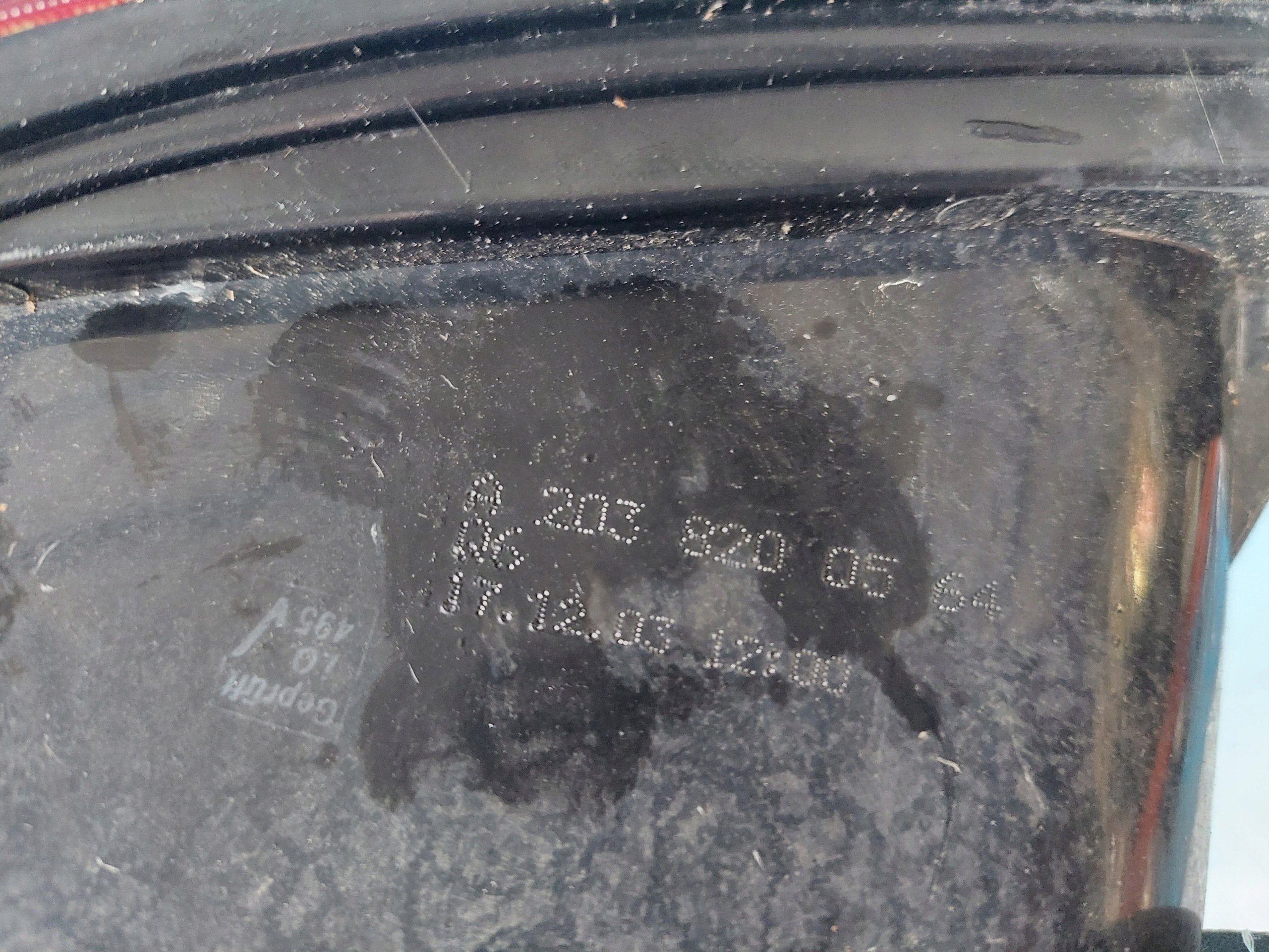light MERCEDES W203 COUPE A2038200564 left rear part