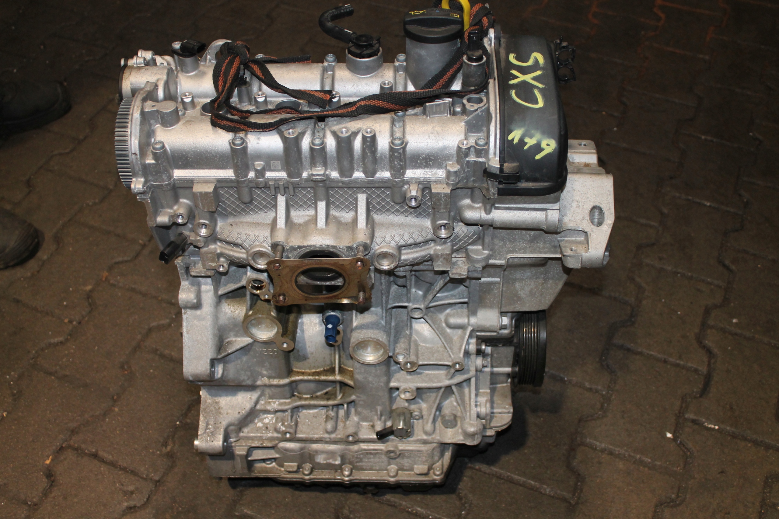 engine VW SKODA 1,4 TSI CXS 30 TYSKM unprotected LSUPEK