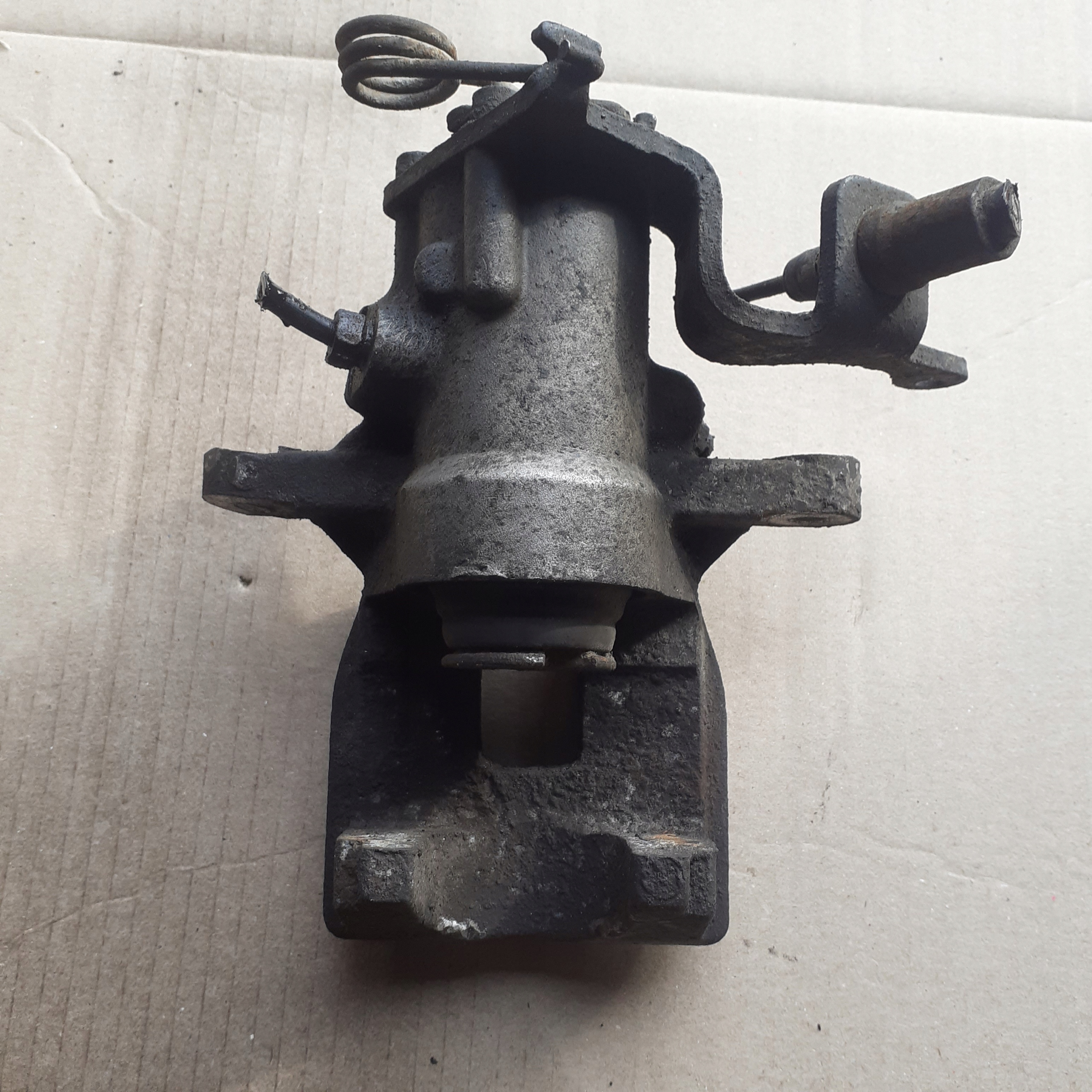caliper rear part left CITROEN C4 PICASSO and 06-13 2.0 HDI