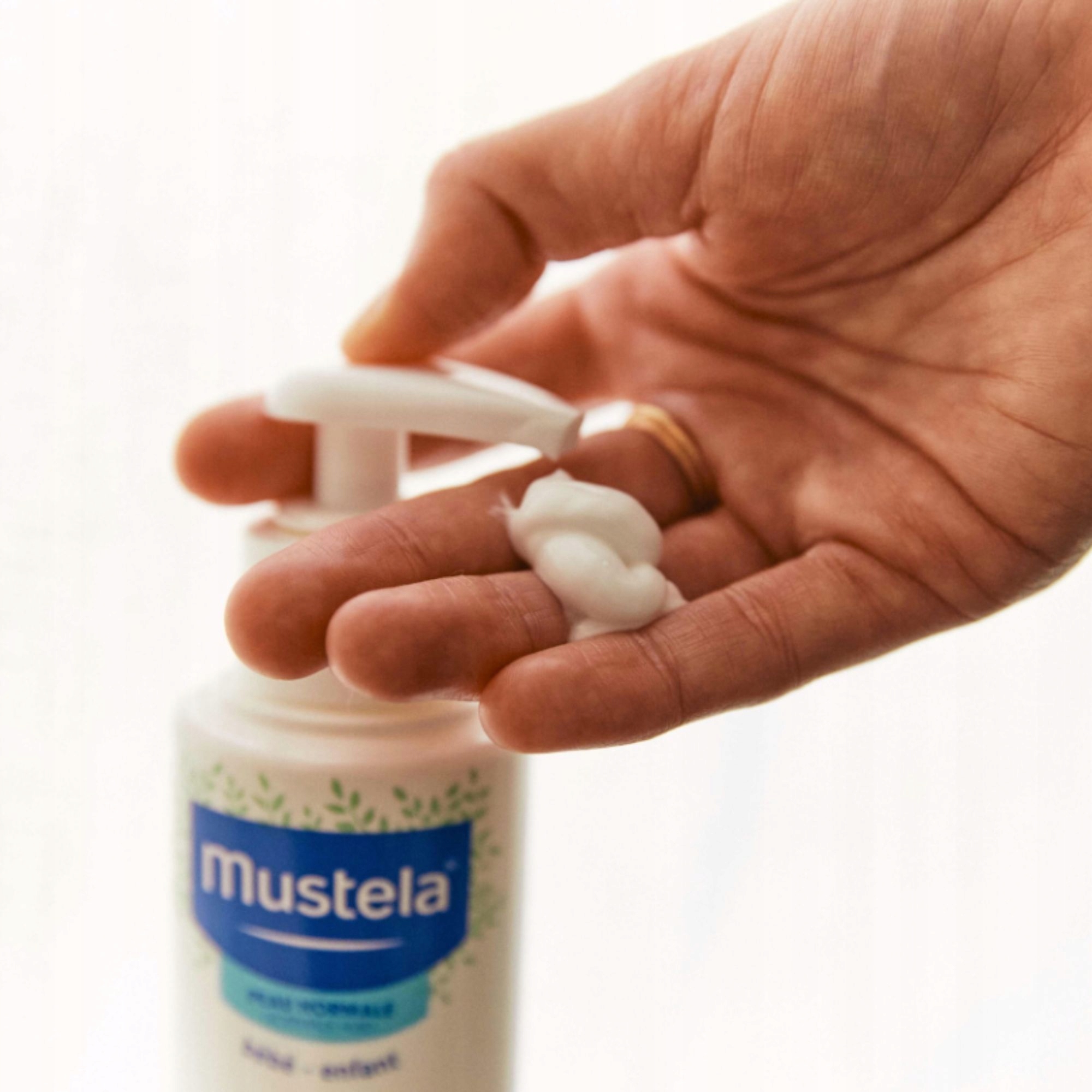 MUSTELA HYDRA BEBE ENFANT Mleczko do ciała 750 ml Marka Mustela