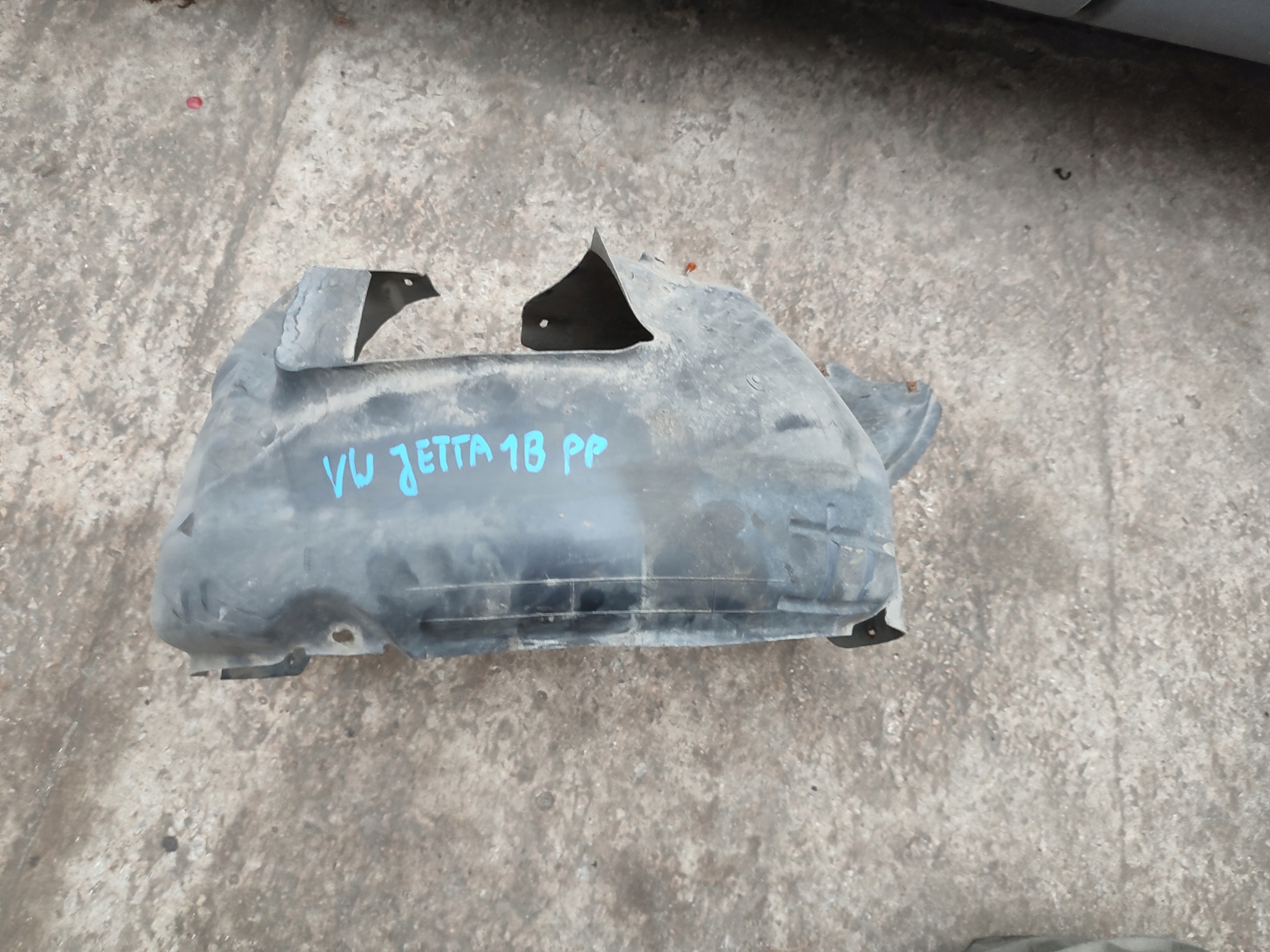 mudguard right front right front Volkswagen Jetta VI