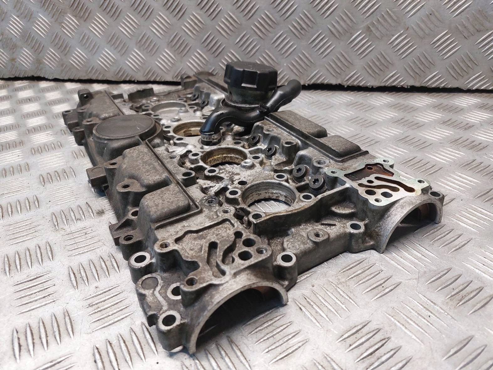 Abdeckung der Ventile VOLVO V40 und LIFT 1001852 B4164S