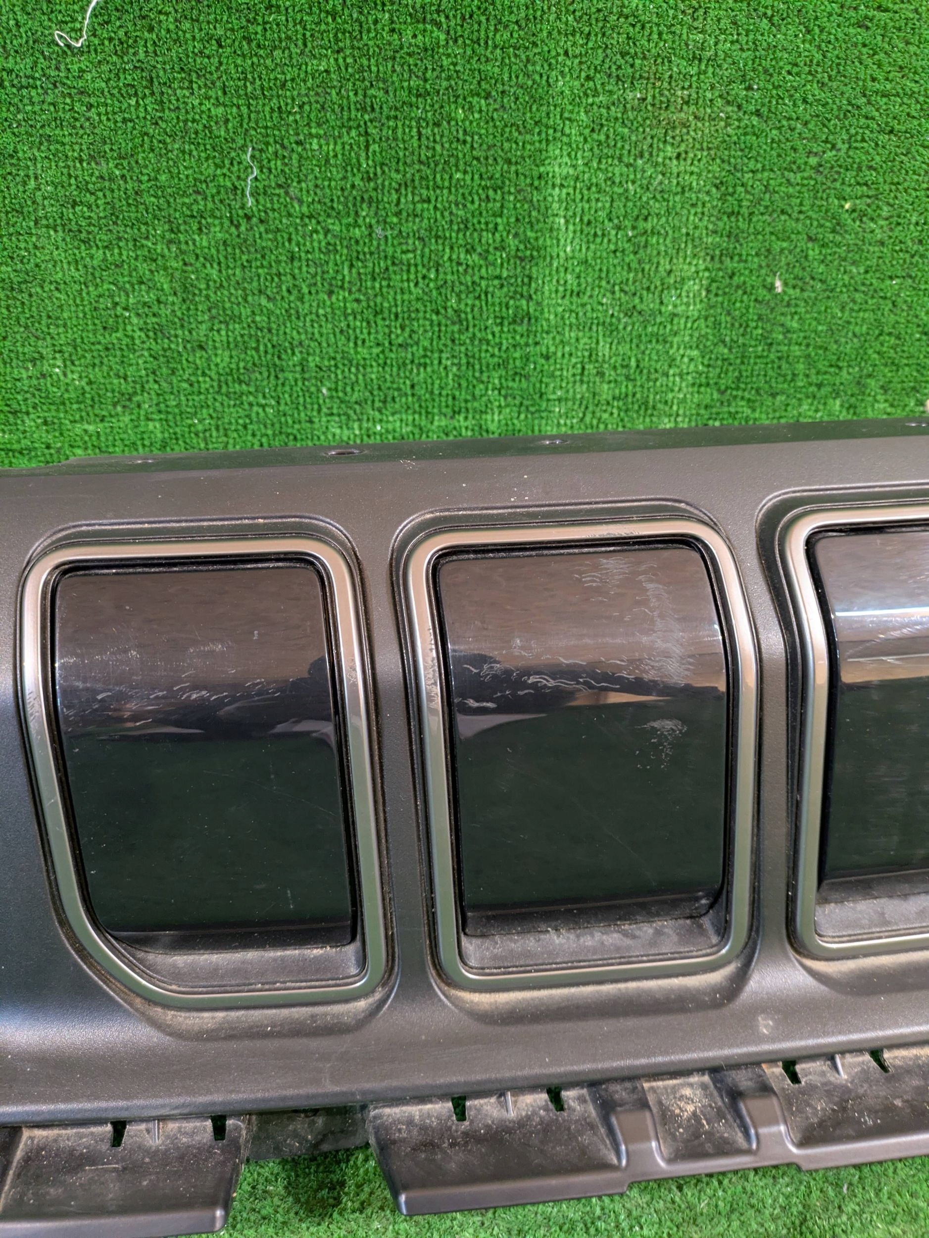 grill grille radiator JEEP AVENGER 22- NR.24