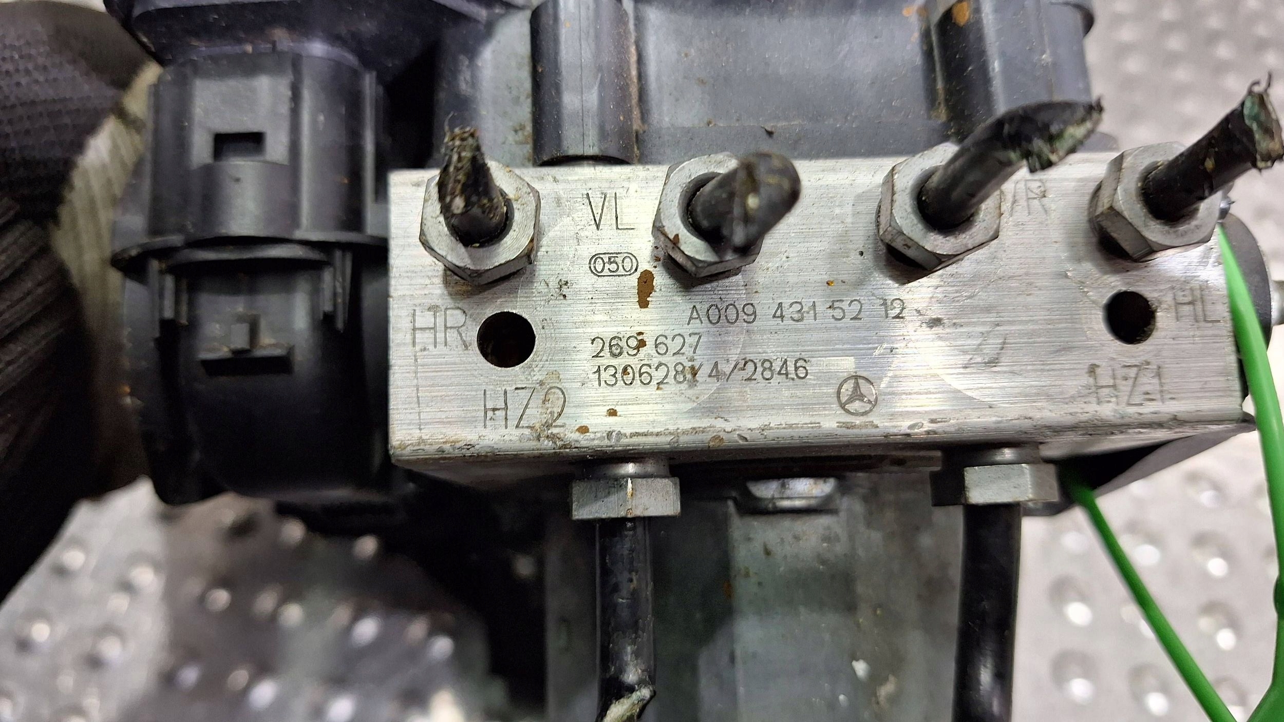 Pompe Unité de contrôle ABS A0094315212 MERCEDES B W246 A W176 W117 GLA W156