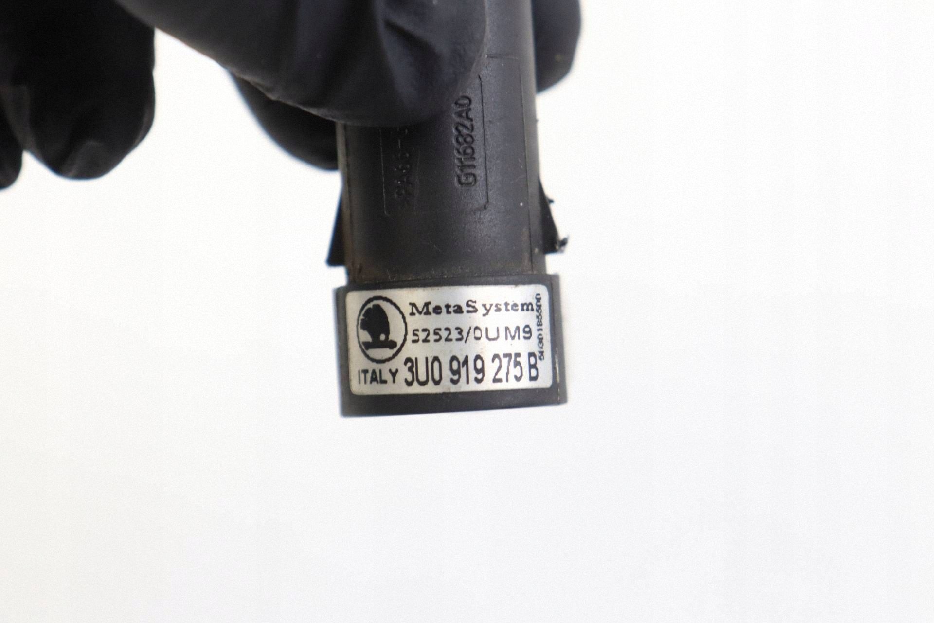 SKODA SUPERB und Sensor Parken PDC 3U0919275B