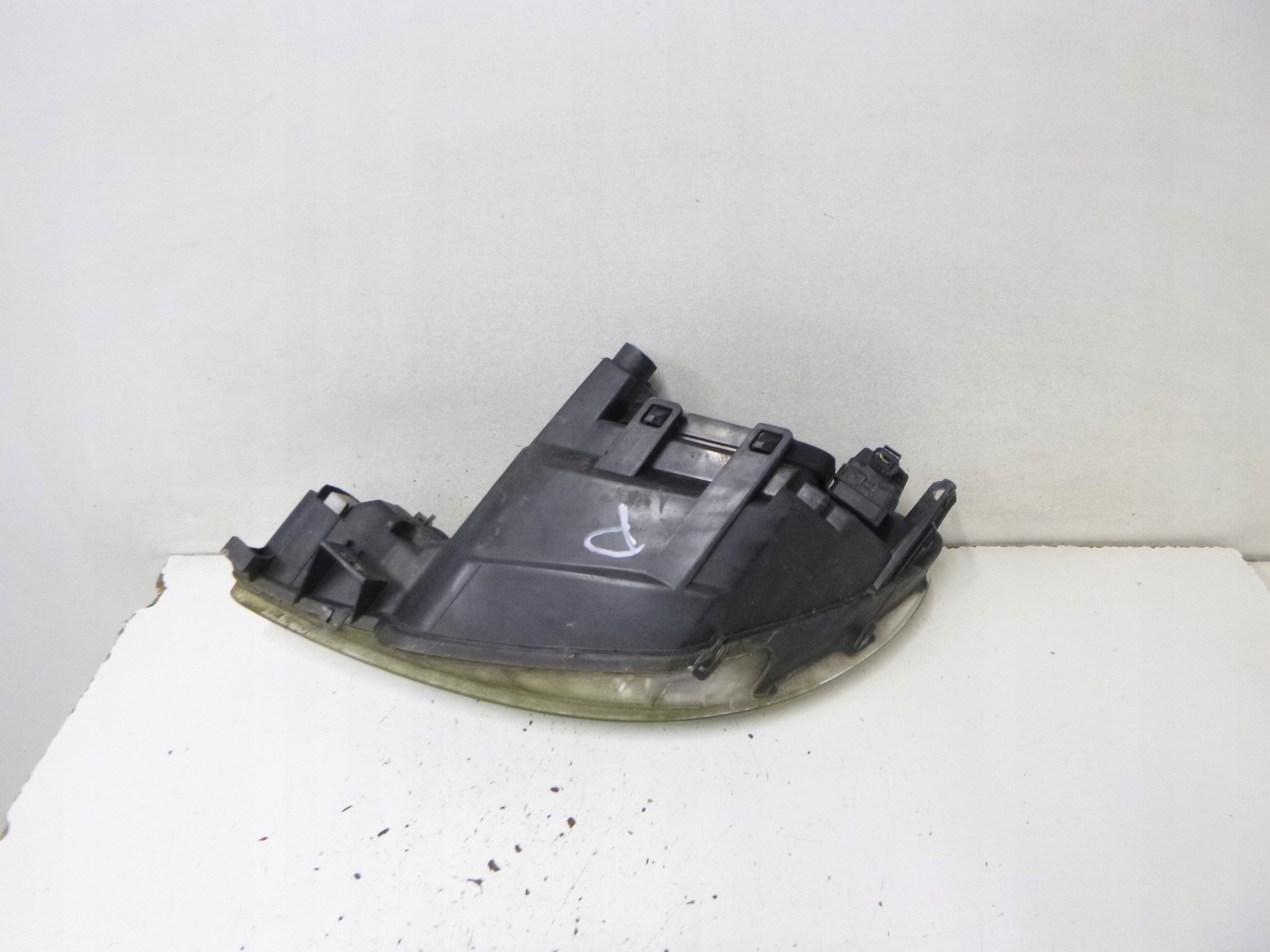 light front right Peugeot 206 2002r. 89002772