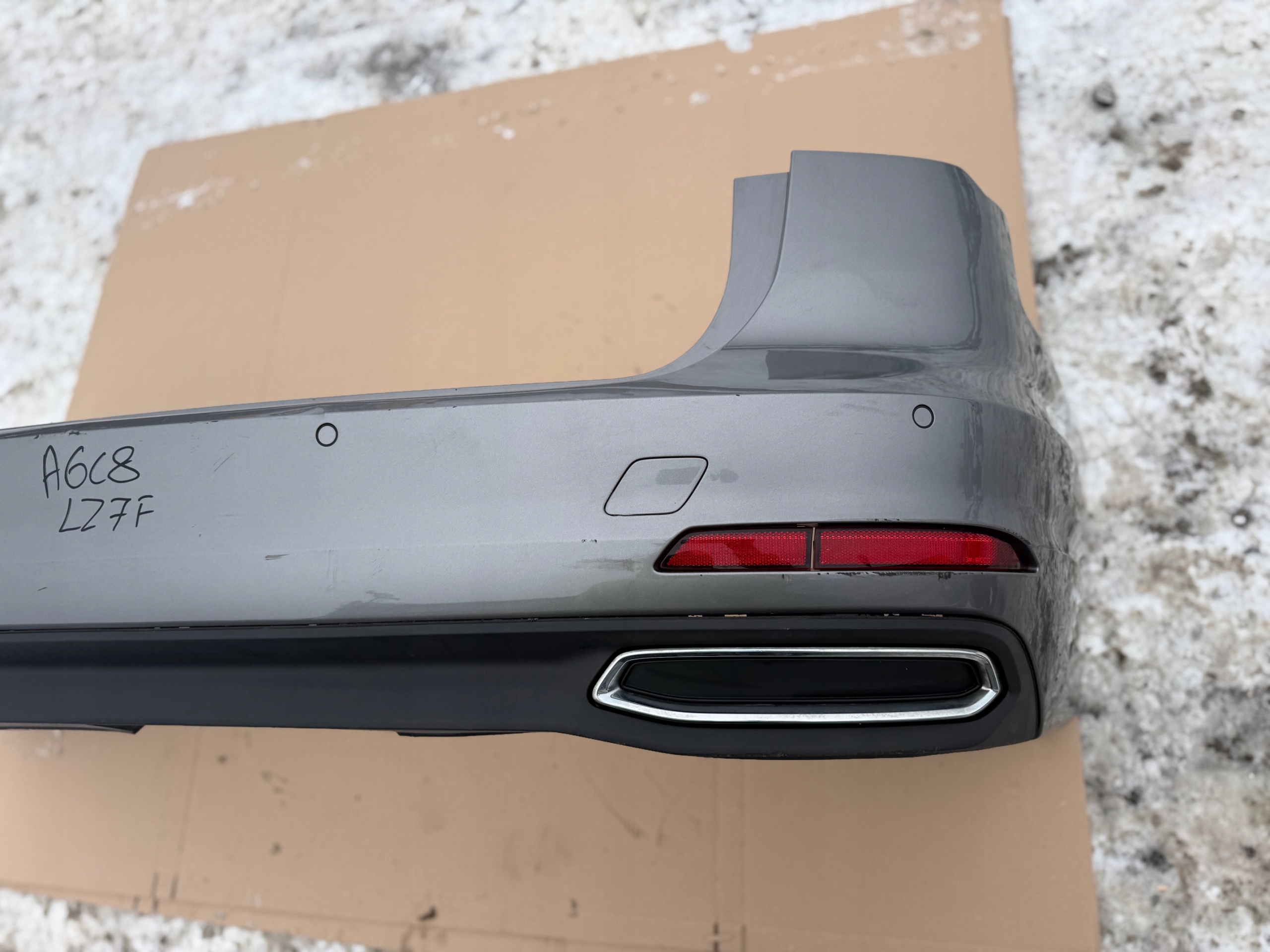 AUDI A6 C8 LZ7F AVANT KOMBI bumper rear part rear 4 PDC