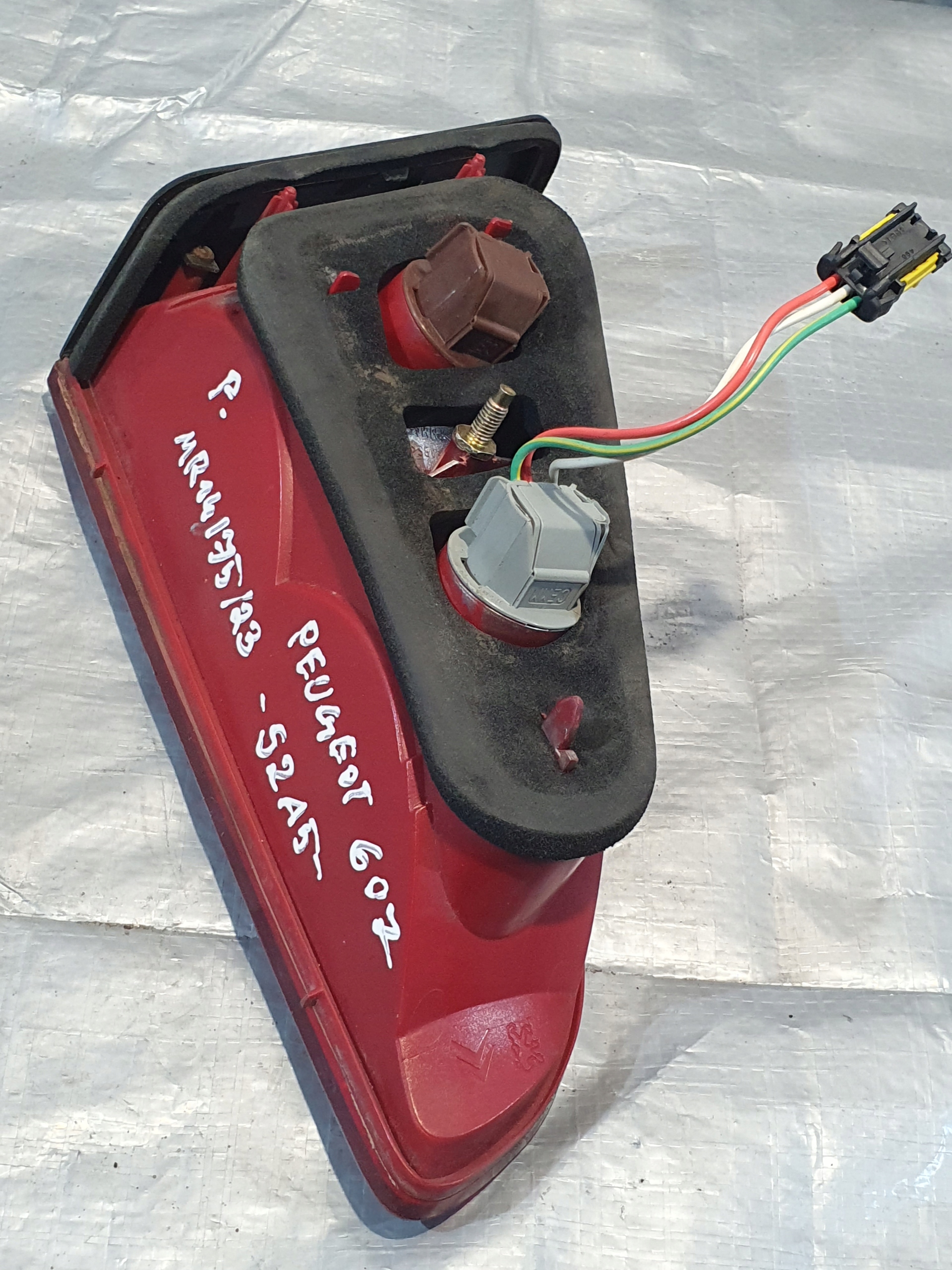 light right rear part bonnet boot PEUGEOT 607 03r.