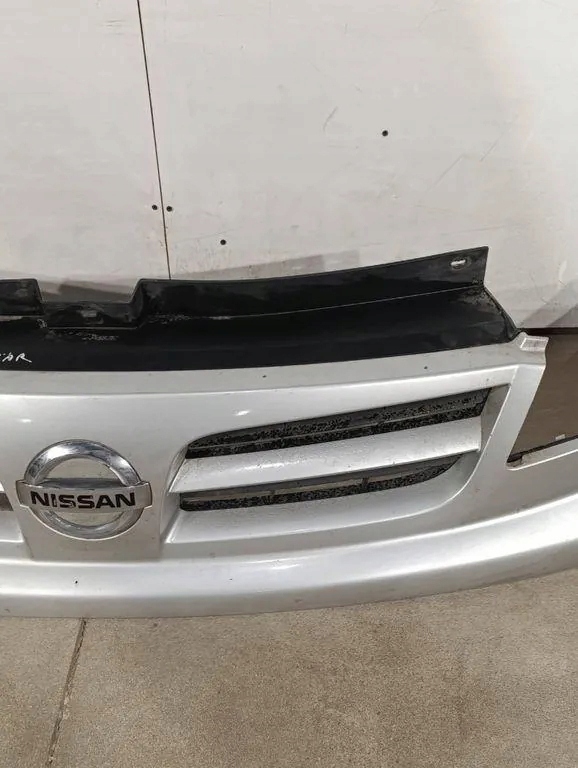 решетка радиатора nissan PRIMASTAR (X83) 623100250 2010
