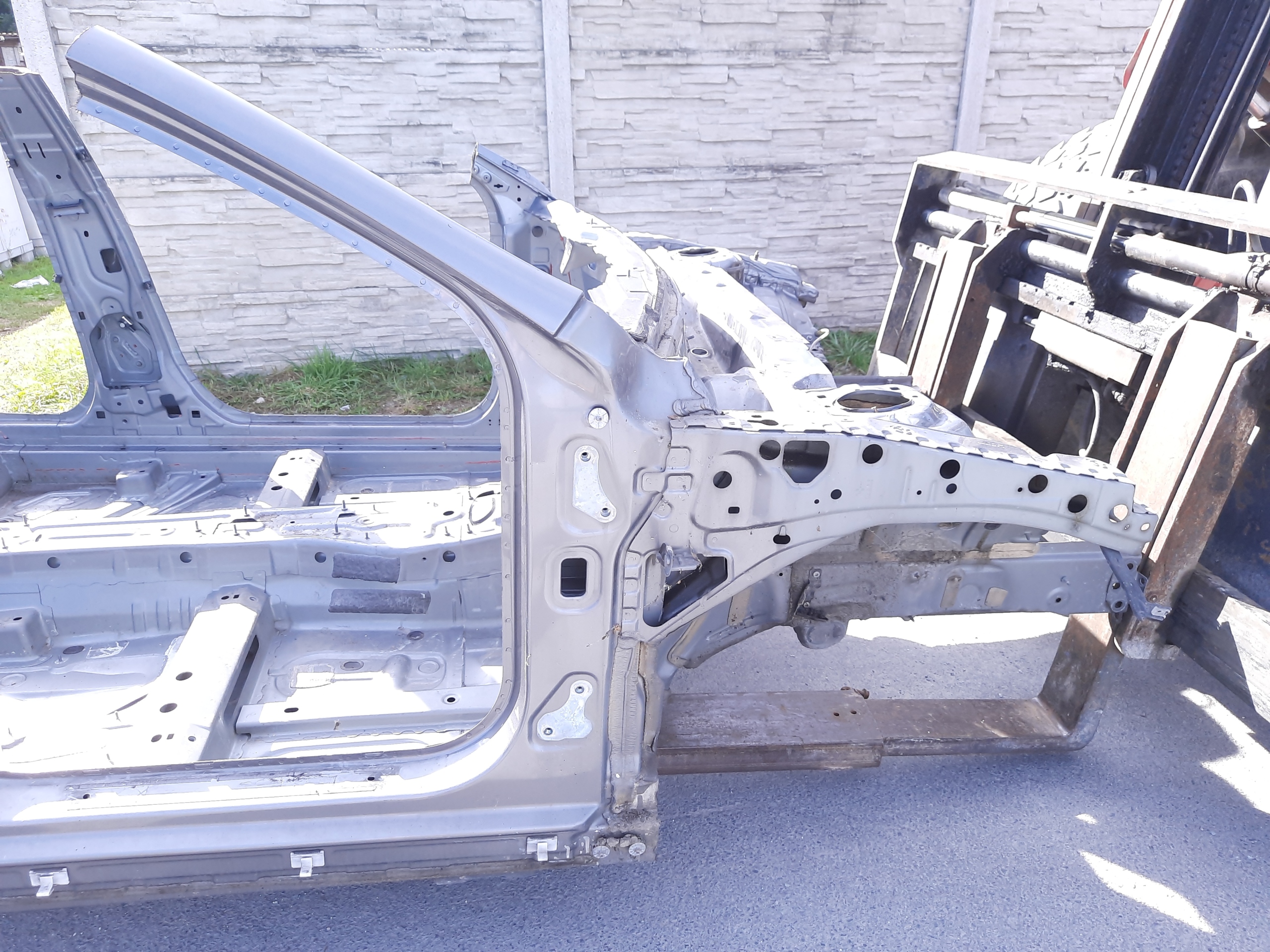 Mercedes A W176 ЧЕТВЕРТЬ ПЕРЕД ПРАВА 787