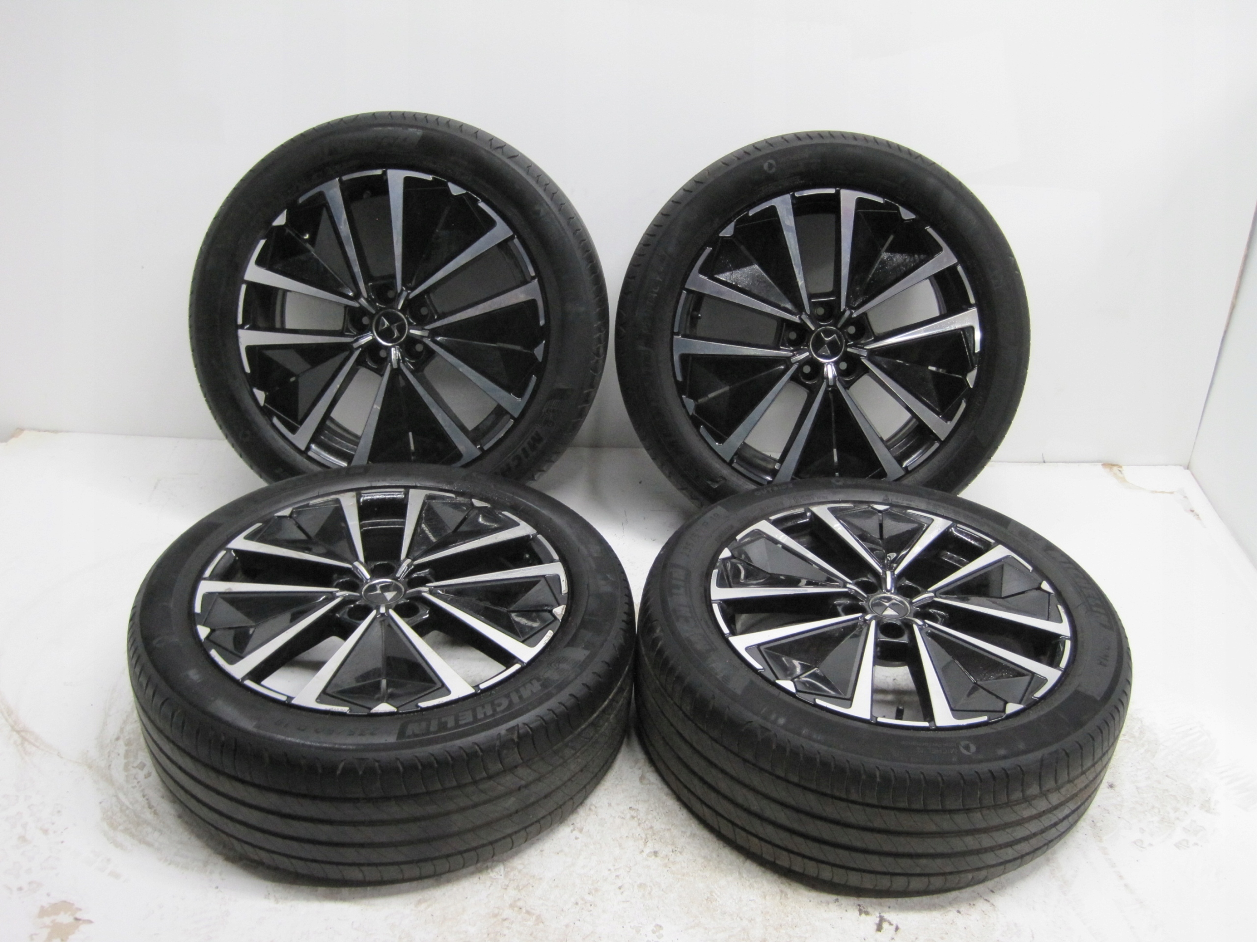 wheels discs tyres CITROEN DS7 R19 4MM
