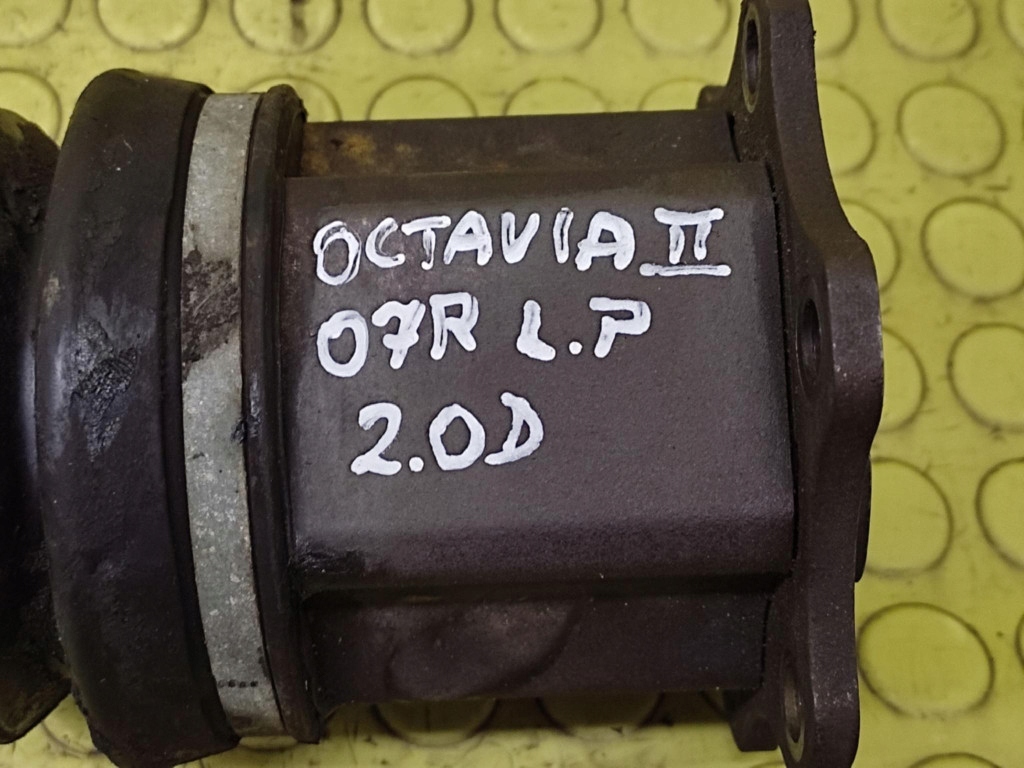 SKODA OCTAVIA II 2.0 D semi-axis left front