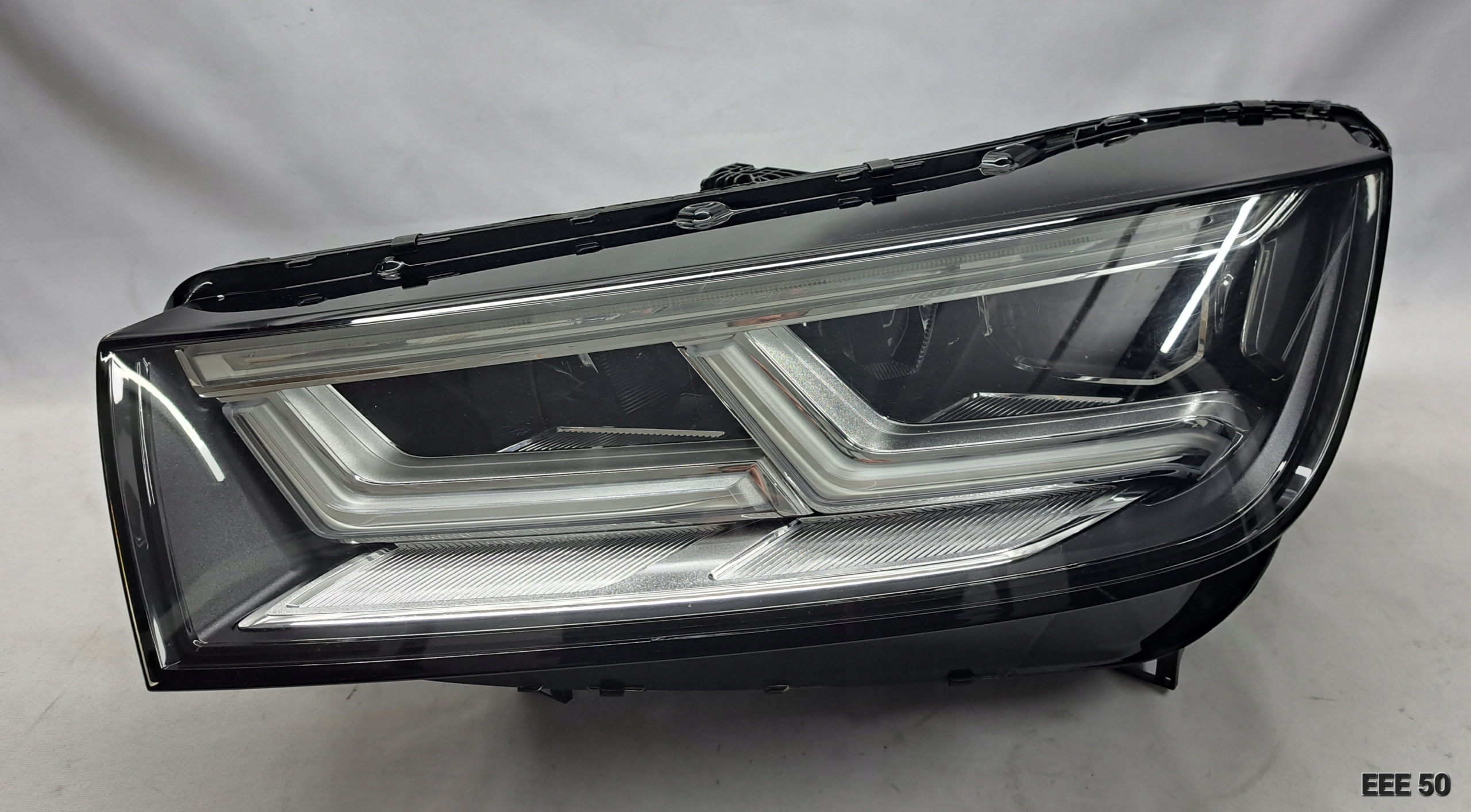 фара левая full led Audi Q5 80A941033C