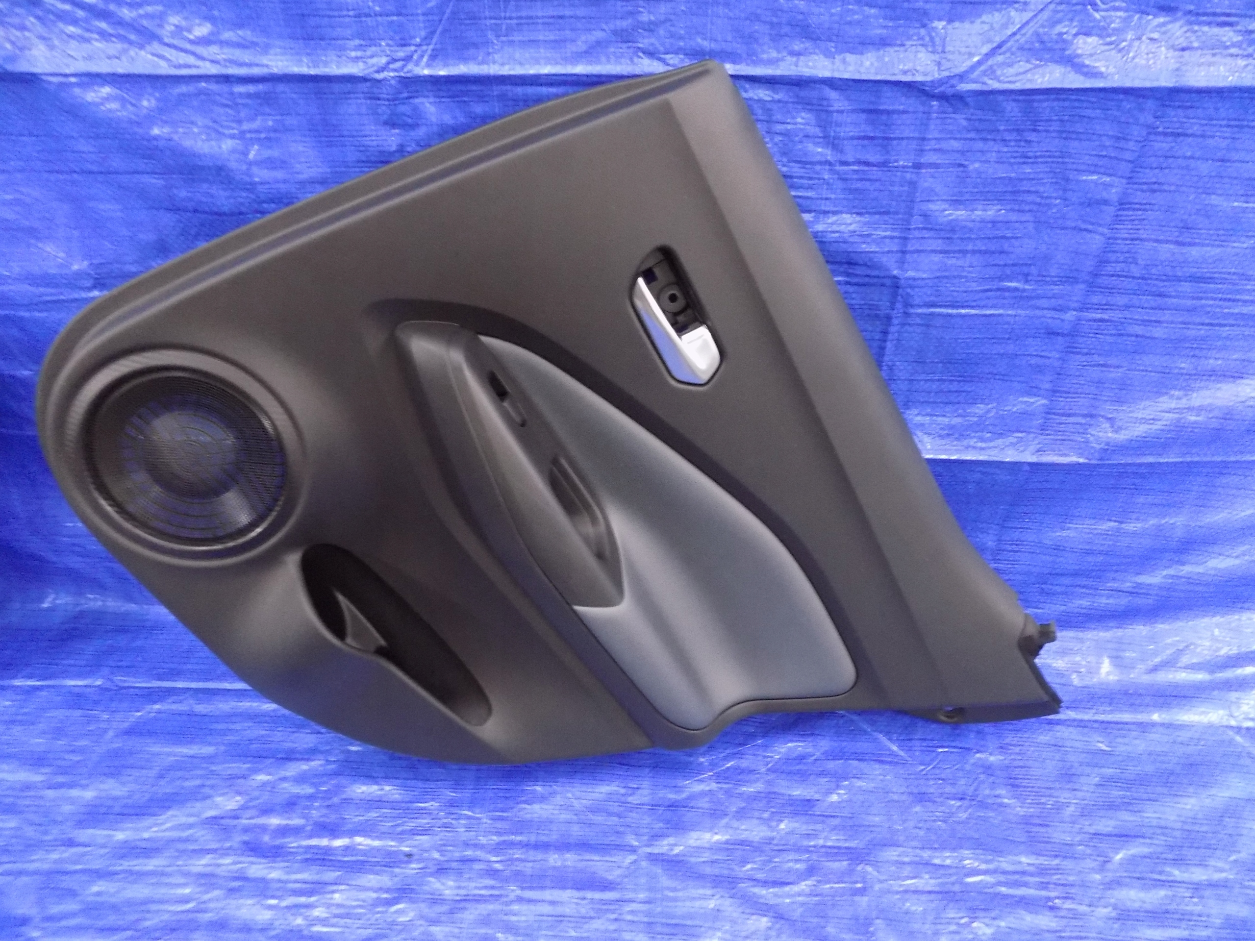 upholstery side right rear part JUKE F16 20R