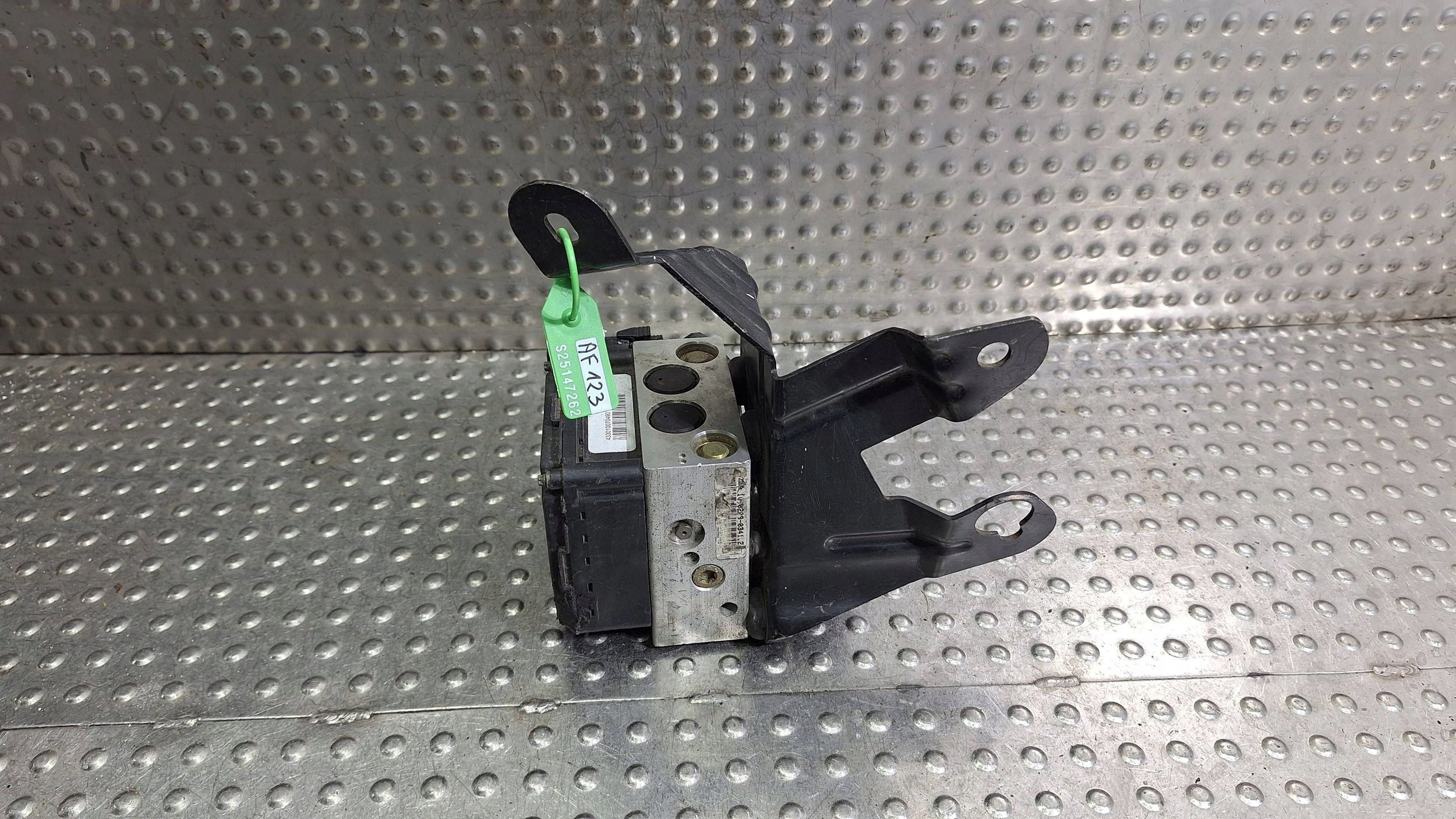 pump control unit ABS 98FB-2M110-AB 98FG-2C013-AB FORD ESCORT MK7 PUMA MK1