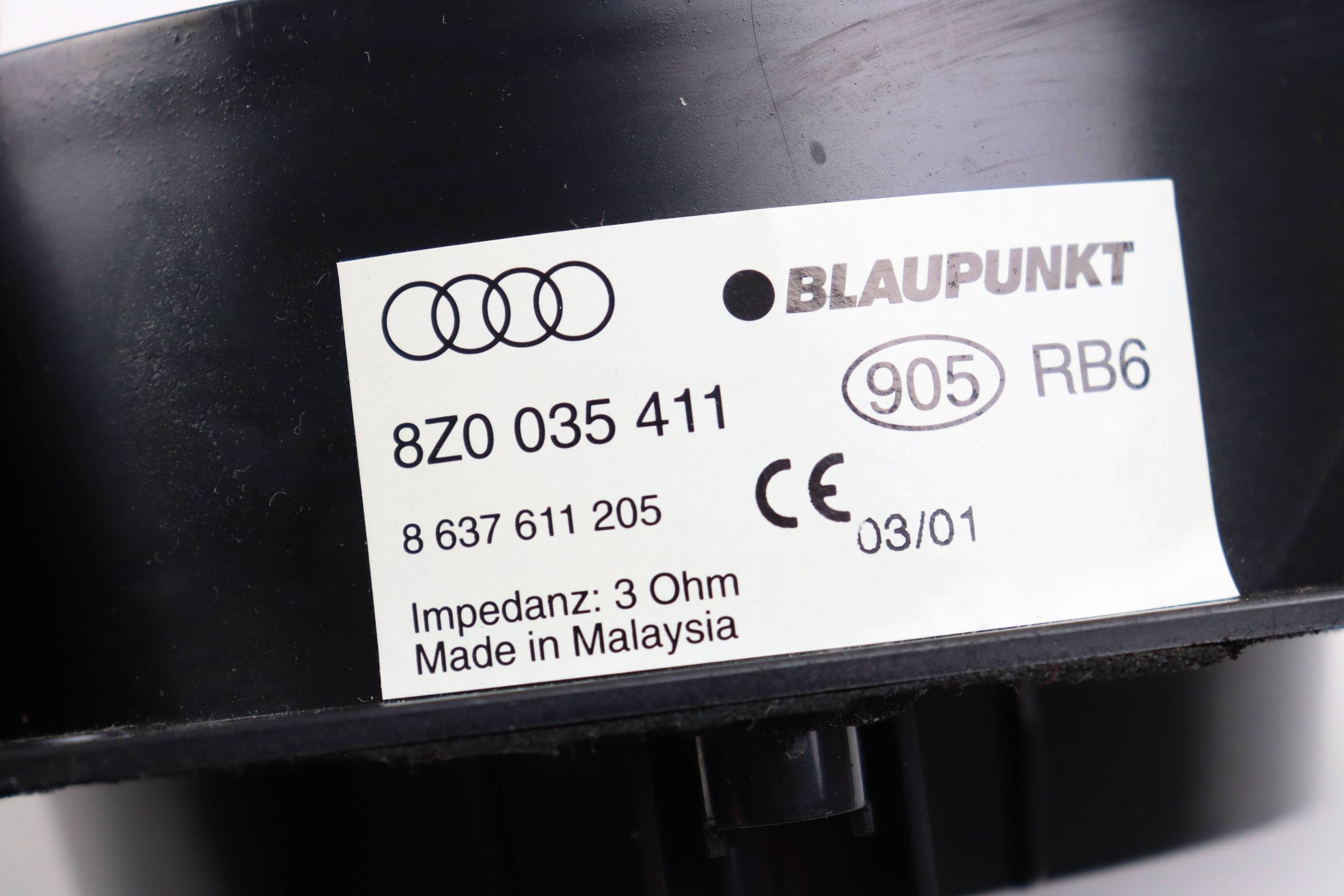 AUDI A2 speaker door front front 8Z0035411