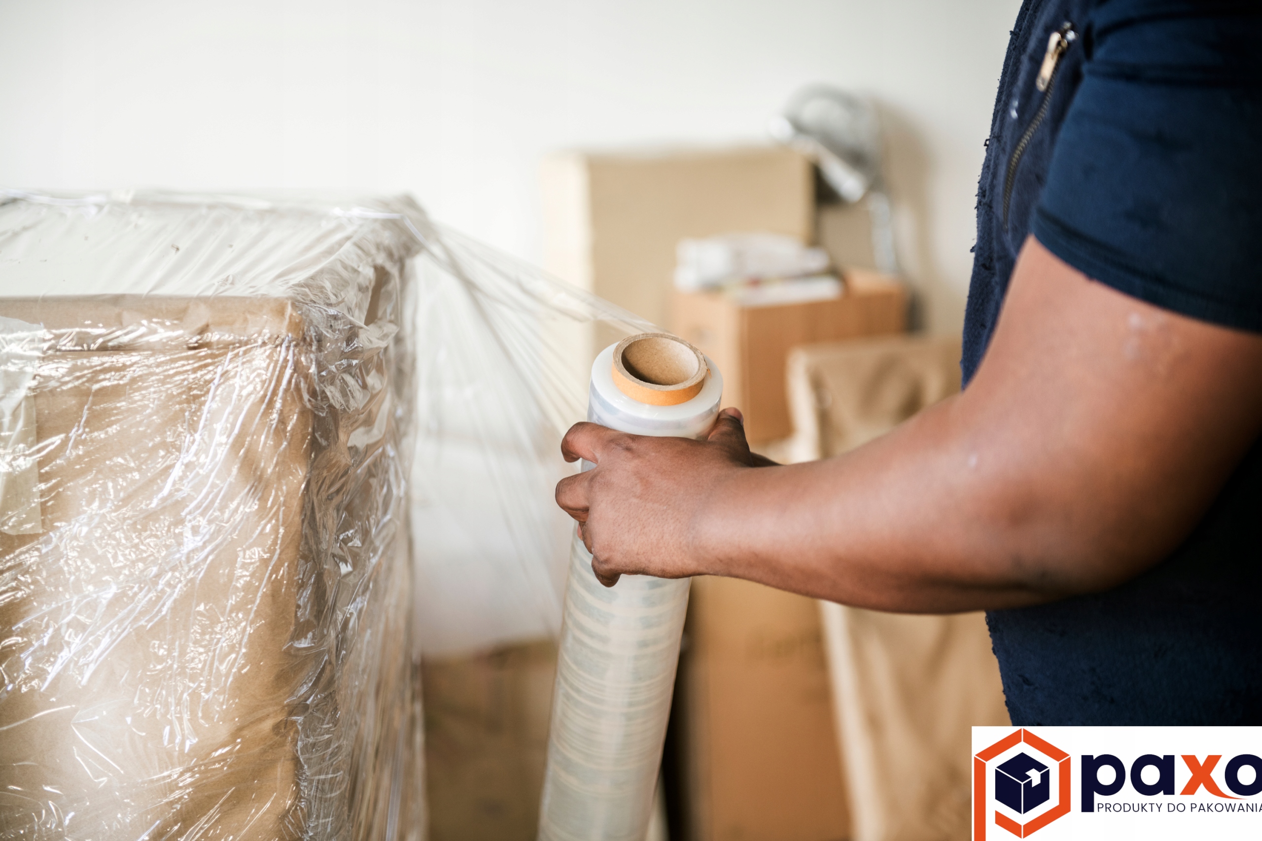 PAXO FOLIA STRETCH 1,2 kg STRECZ TRANSPARENT BEZBARWNA ROLKA MOCNA 12 SZTUK Waga produktu z opakowaniem jednostkowym 1.2 kg