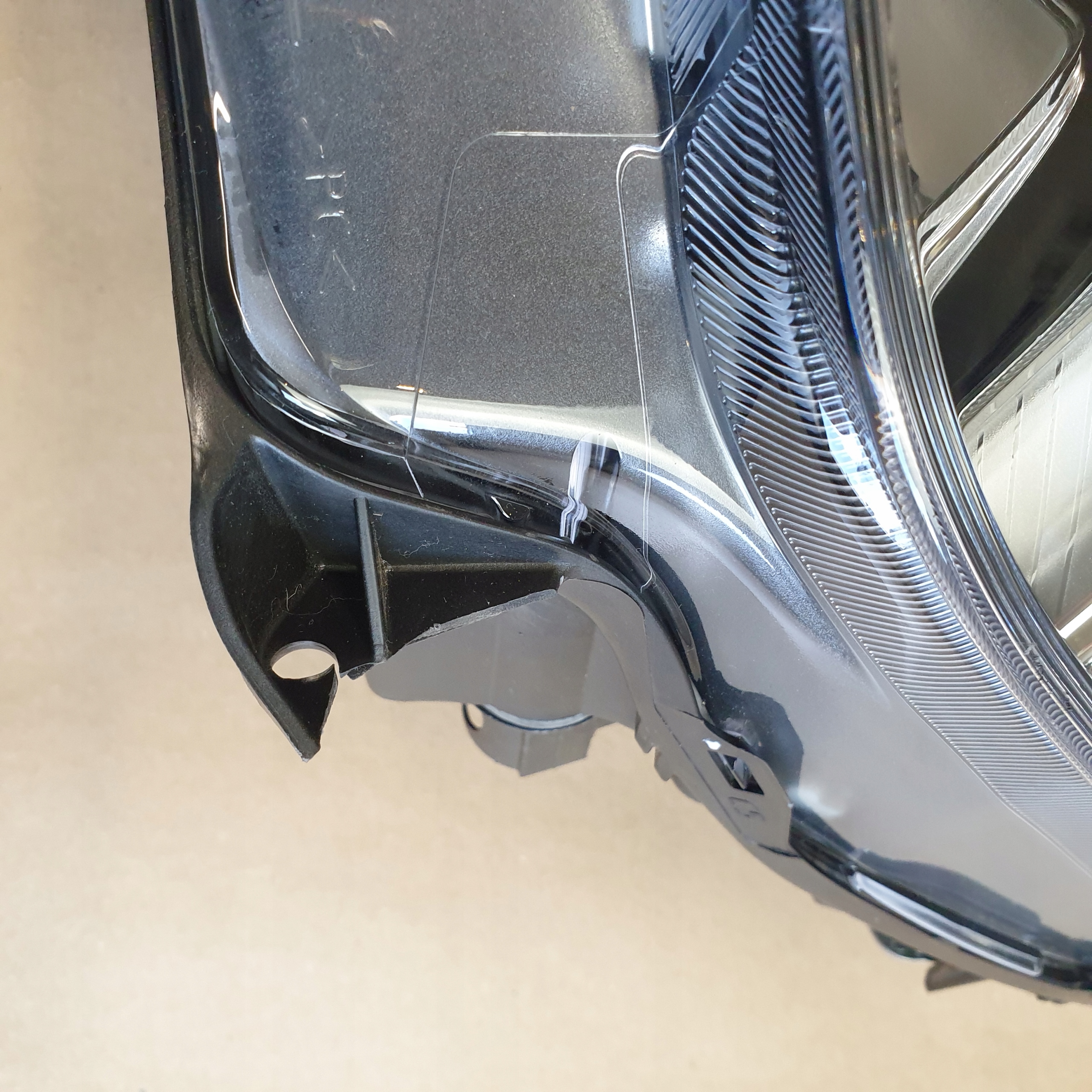 light left front FULL LED VOLVO XC40 OE UK