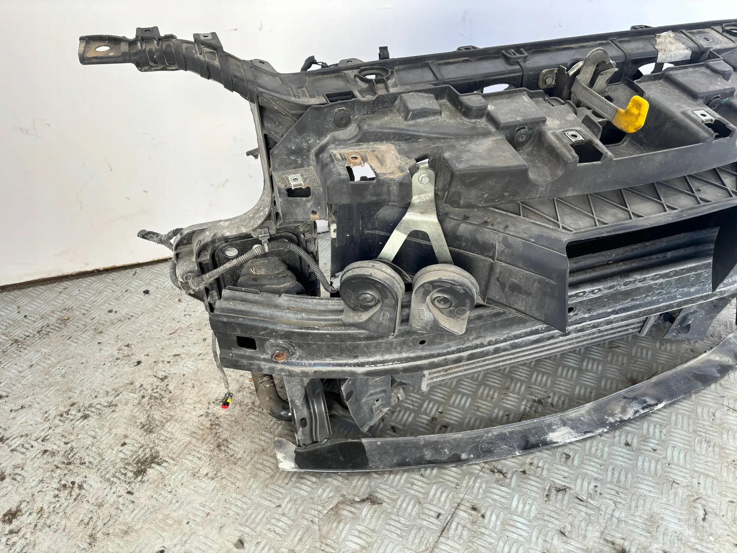 PAS PRZEDNI CHŁODNICE WENTYLATOR KOMPLET ALFA ROMEO MITO 1.3 Typ samochodu Samochody osobowe