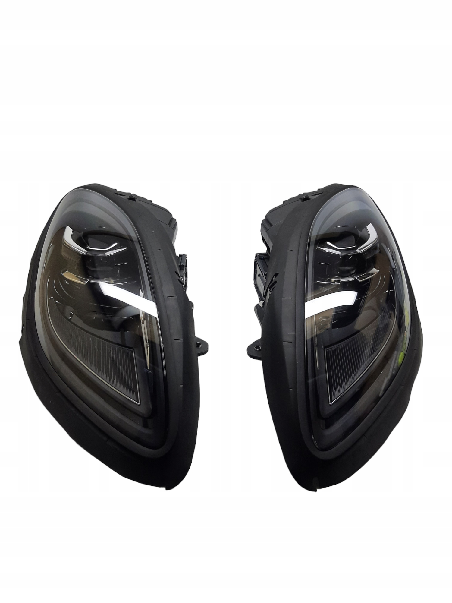 PORSCHE MACAN РЕСТАЙЛИНГ REFLEKTOR5b941015f5b941016f