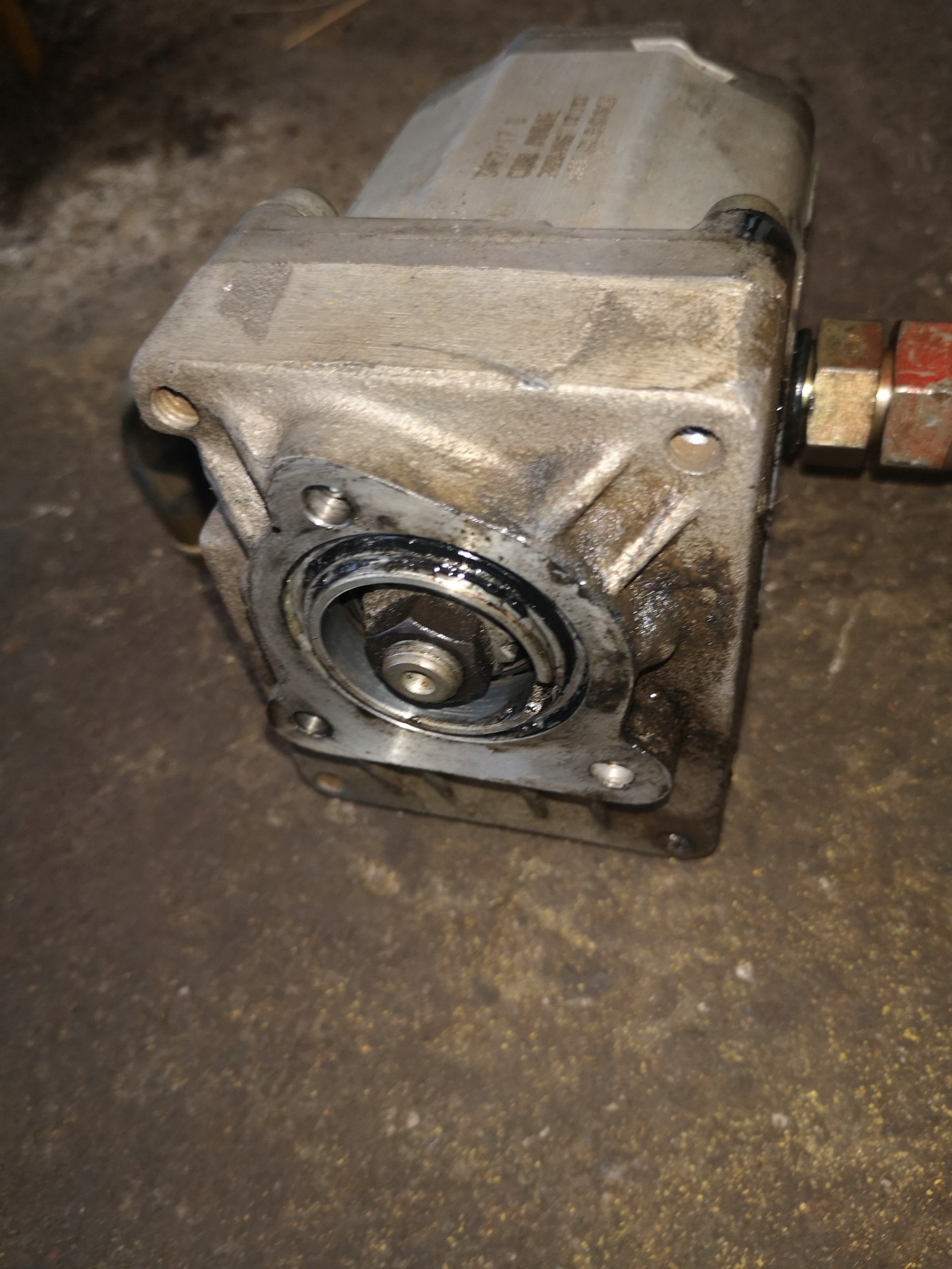 Гидравлический насос Wacker Sauer Danfoss SNP2 / 17 D