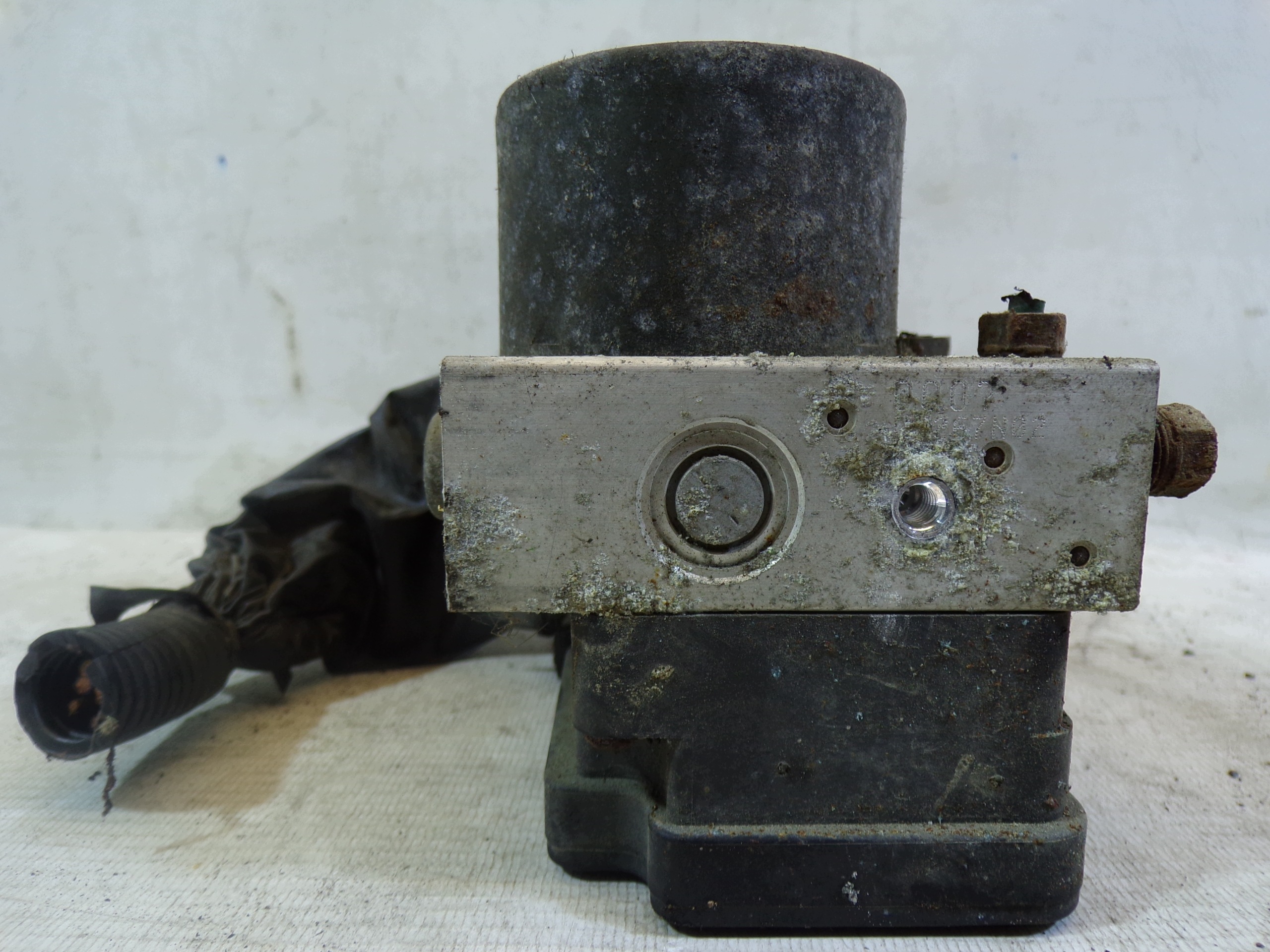 Pompa ABS PEUGEOT CITROEN C3 9641965380 (1)
