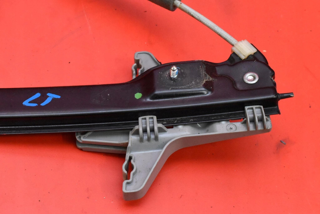 window regulator left rear part EU 5Q0959801A SKODA SUPERB 3 III HB 15-20