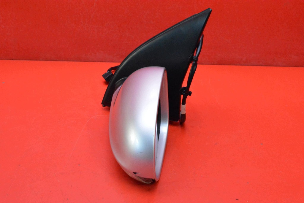 mirror left LA7W EU 1K0857933 VW GOLF 5 V 03-09 8 PIN