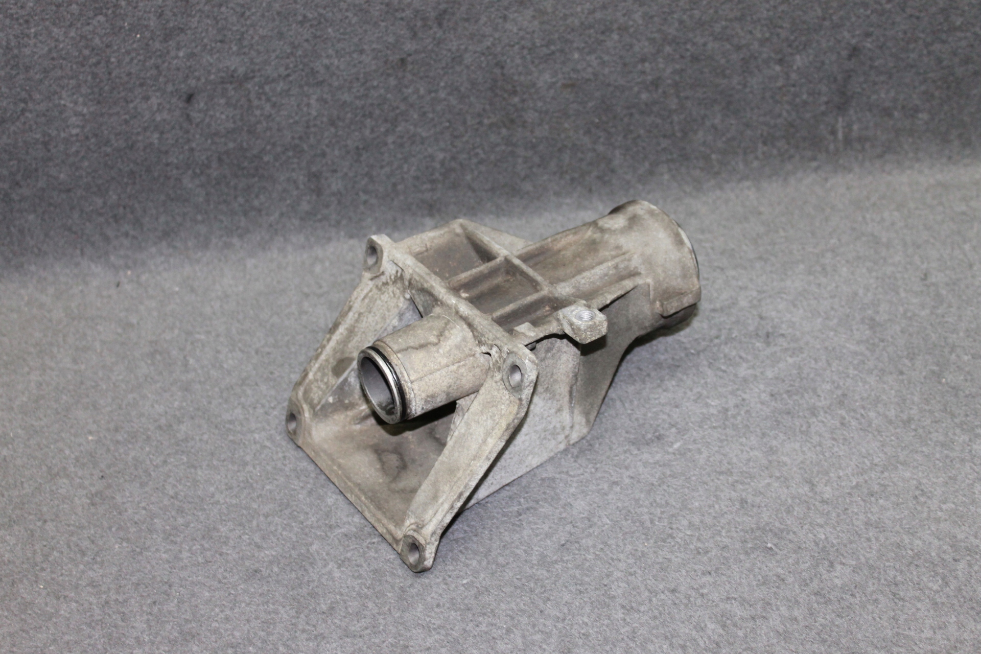 BMW X3 E83 2.0D N47 - console semi-axes X-DRIVE - 3448546