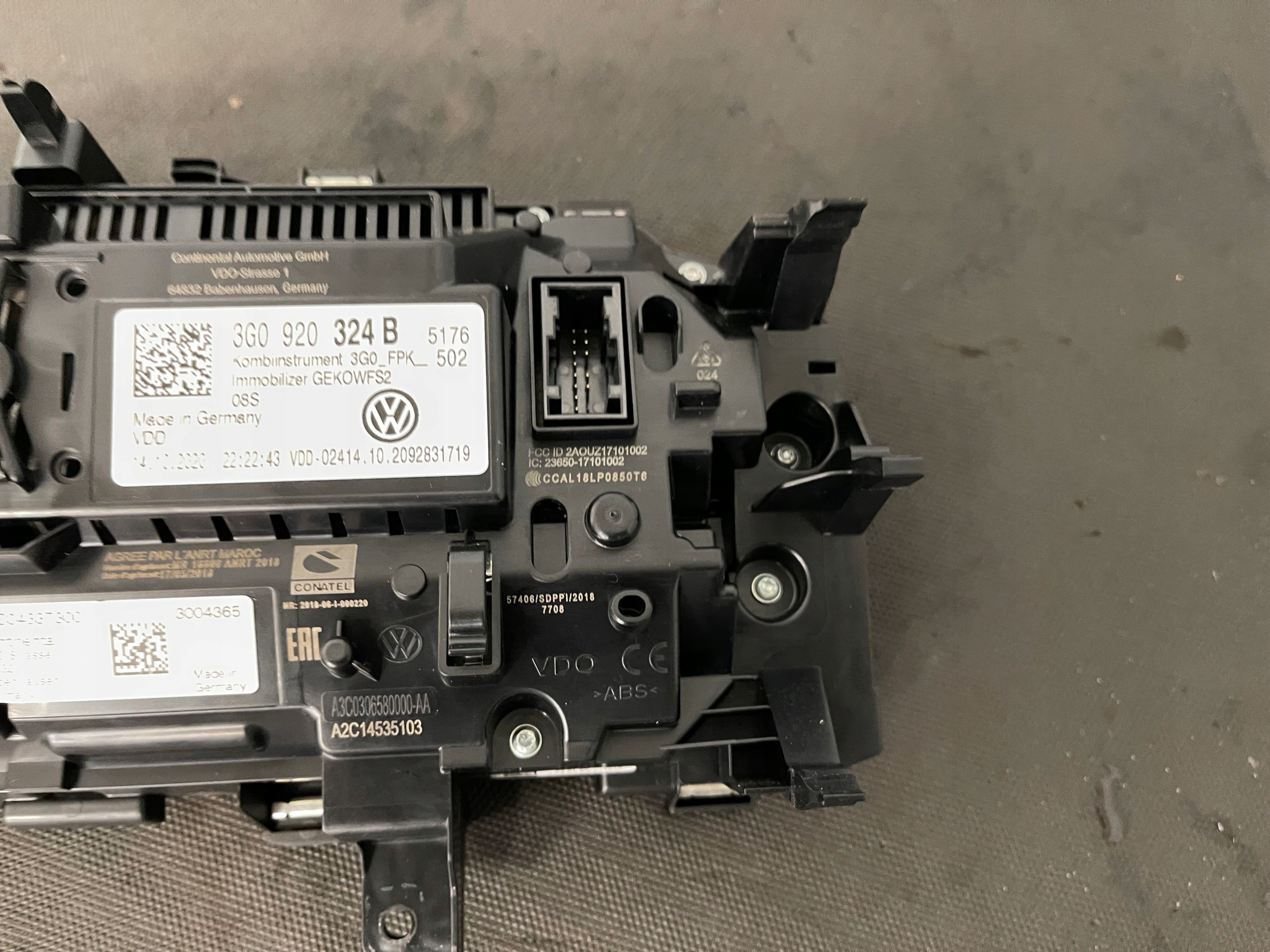 dials VIRTUAL dials LCD VW PASSAT B8 GTE LIFT 3G0920324B