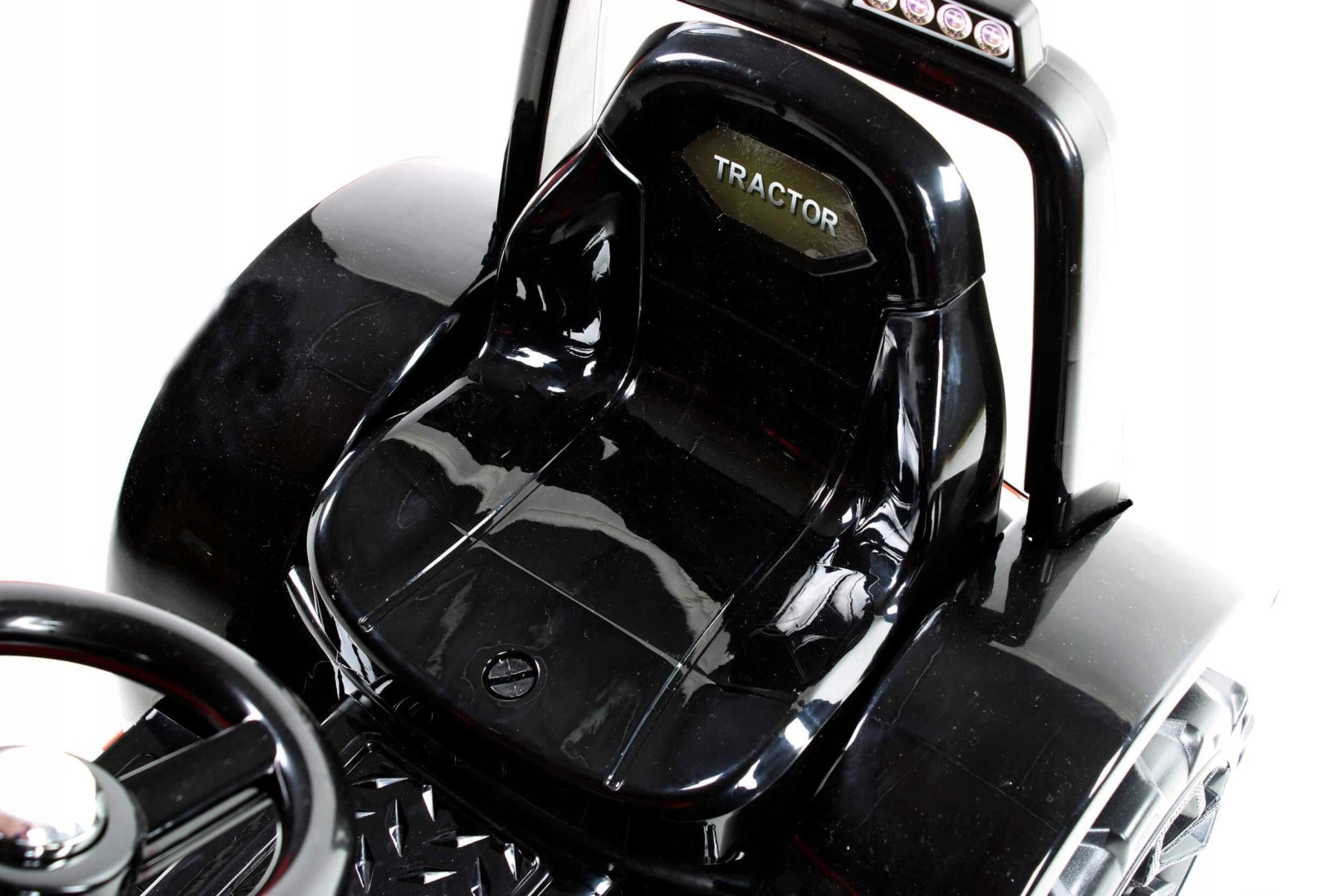 TRAKTOR AKUMULATOR PRZYCZEPA PILOT LED ŁYCHA MUZYKA ZIELONY Marka Szomik